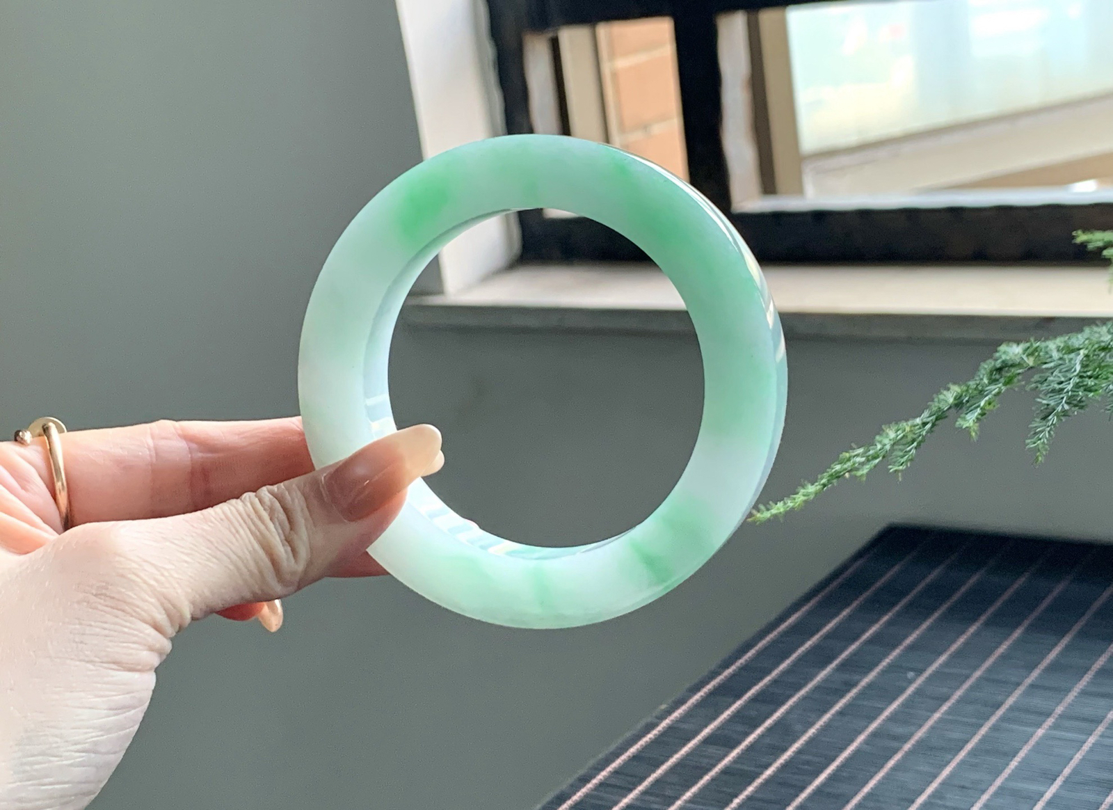 【冰胶白底青】