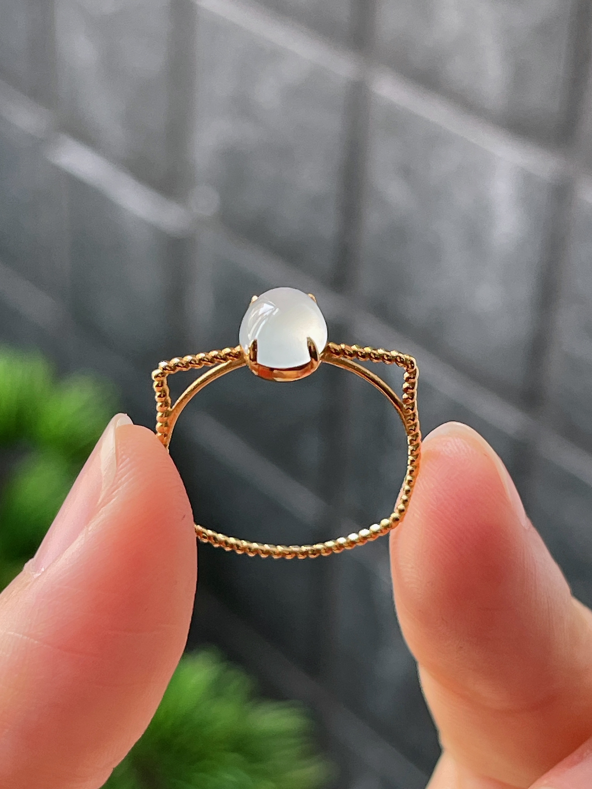 18k翡翠白冰猫耳戒指