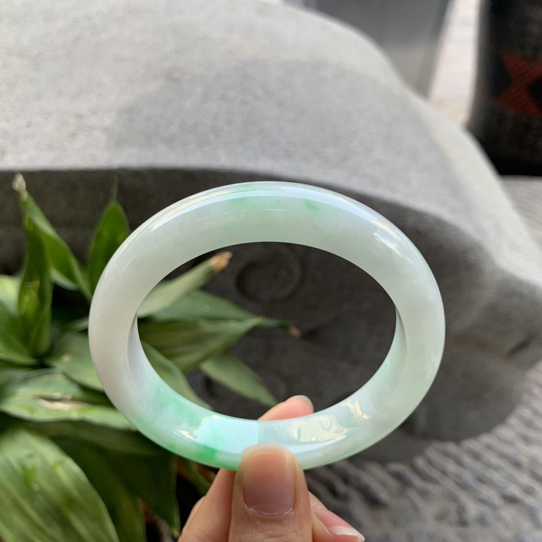 大圈口58.7-12.4-9.4 【阳绿正圈手镯】正圈58 59可戴