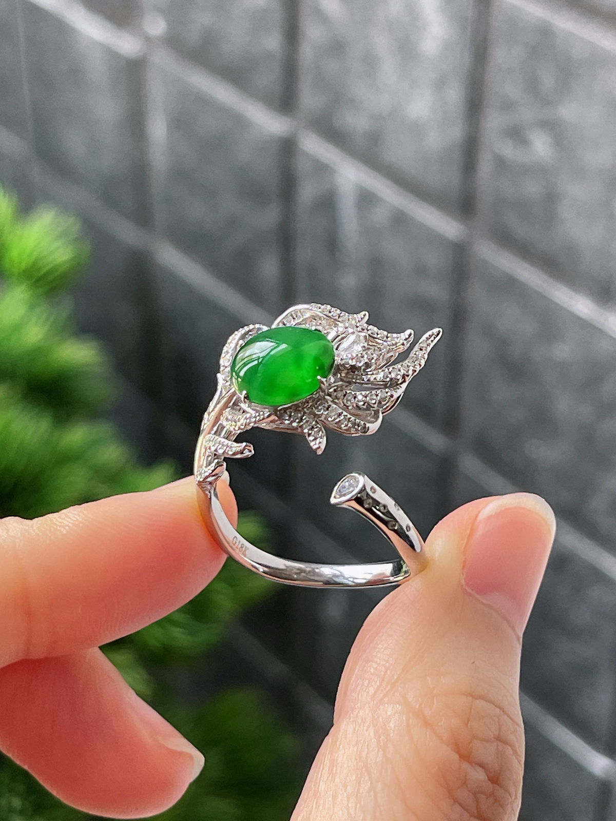 18k翡翠特色戒指