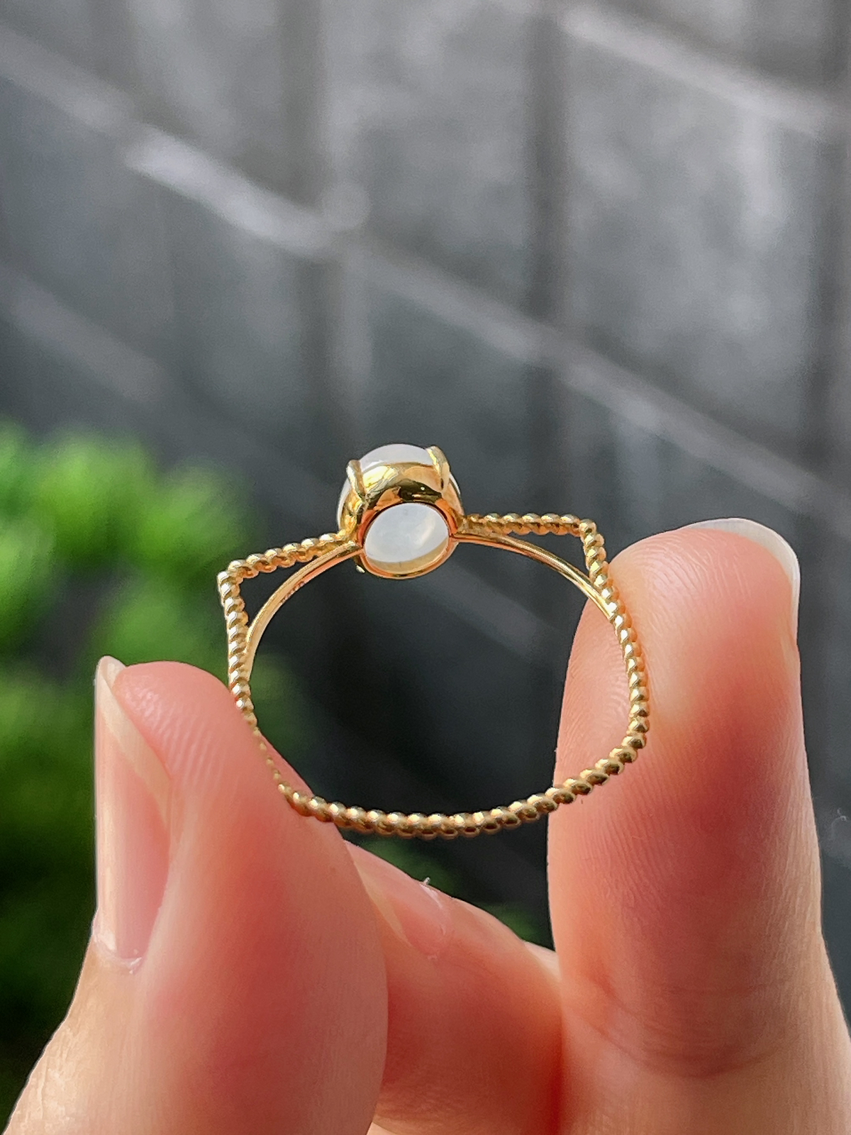 18k翡翠白冰猫耳戒指