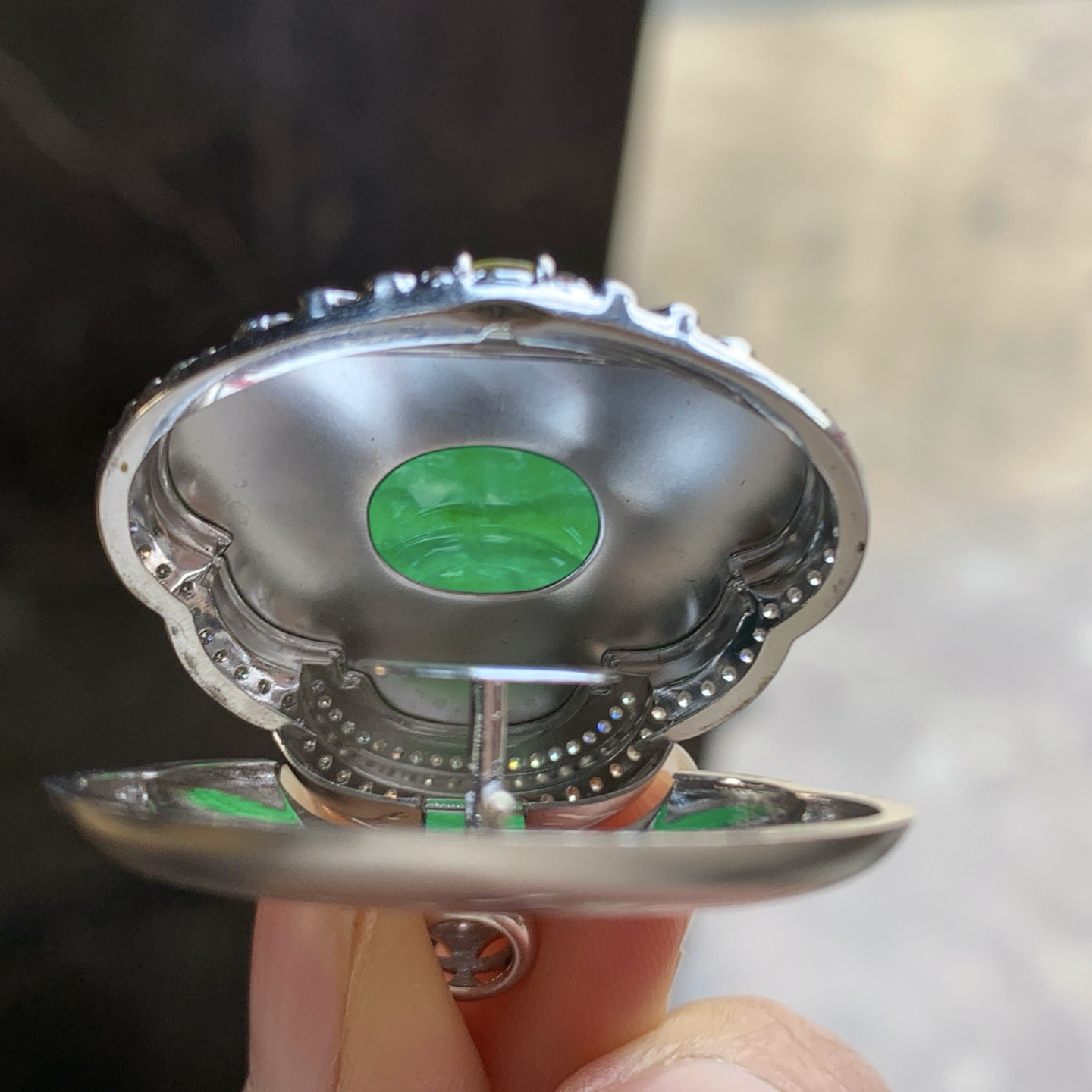 金钻镶嵌绿色佛公^_^颜色鲜艳