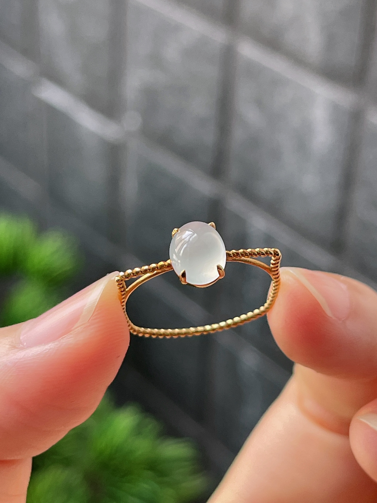 18k翡翠白冰猫耳戒指