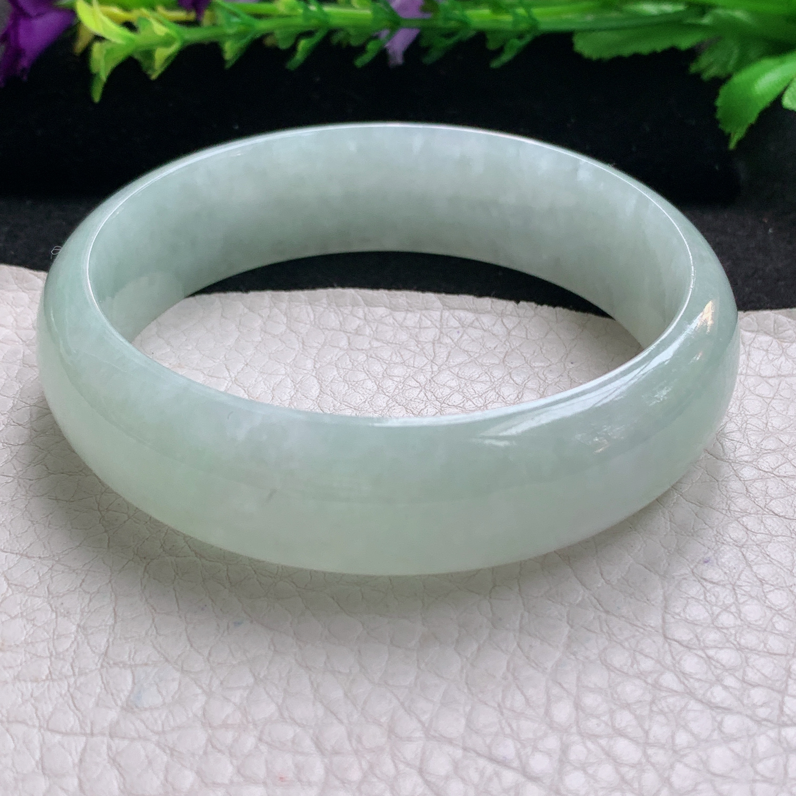 hh大圈口63*18.3*8轮胎镯 缅甸翡翠a货玉手镯精美浅绿冰胶正圈玉手环