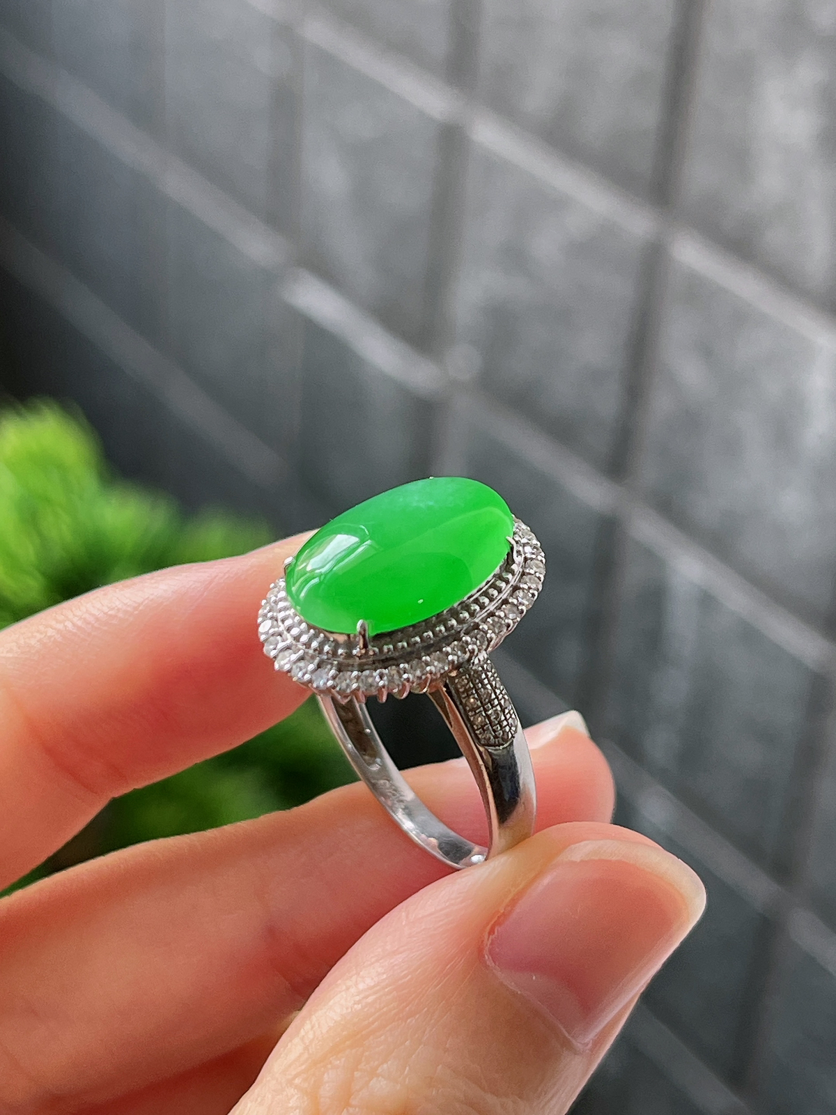 18k翡翠冰阳绿色戒指