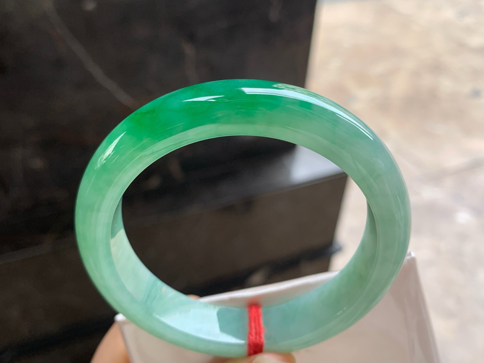 56-12.6-8.2

辣绿色手镯^_^鲜艳