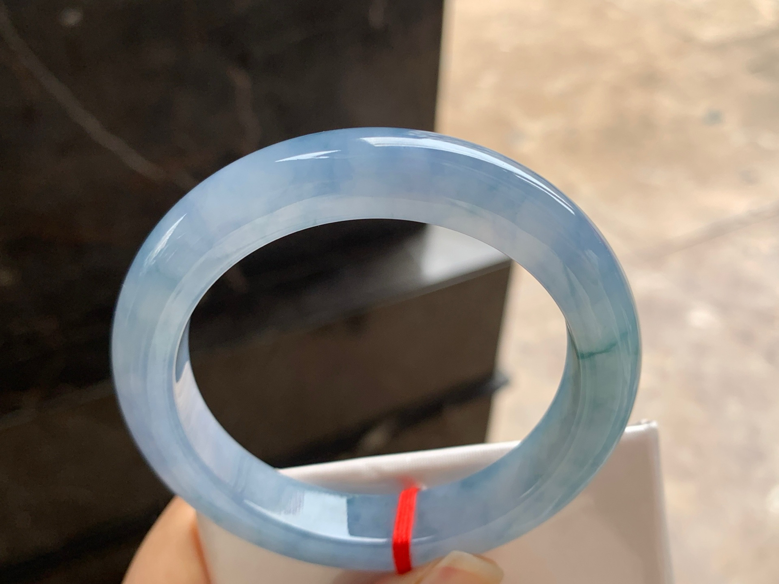 55.5-11.4-9.5

紫罗兰手镯^_^鲜艳 玉质温润