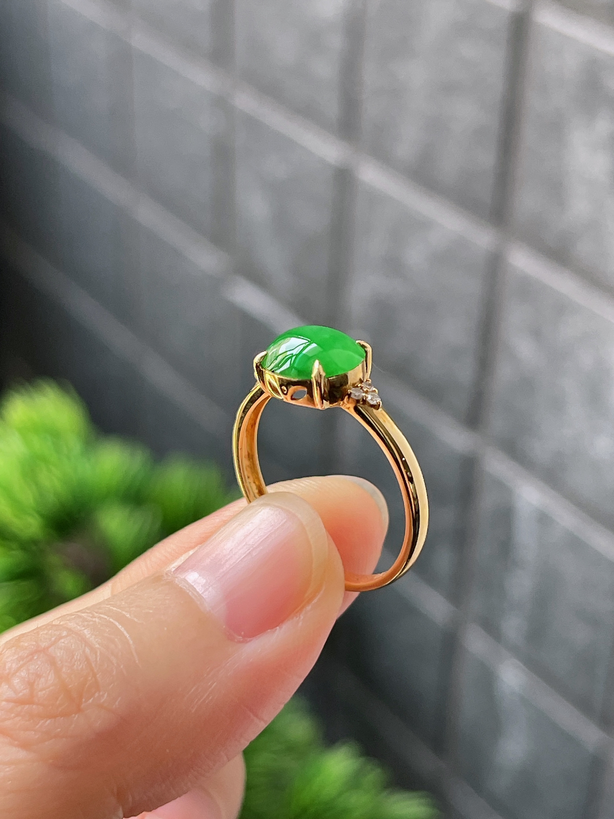 18k翡翠冰糯绿色戒指