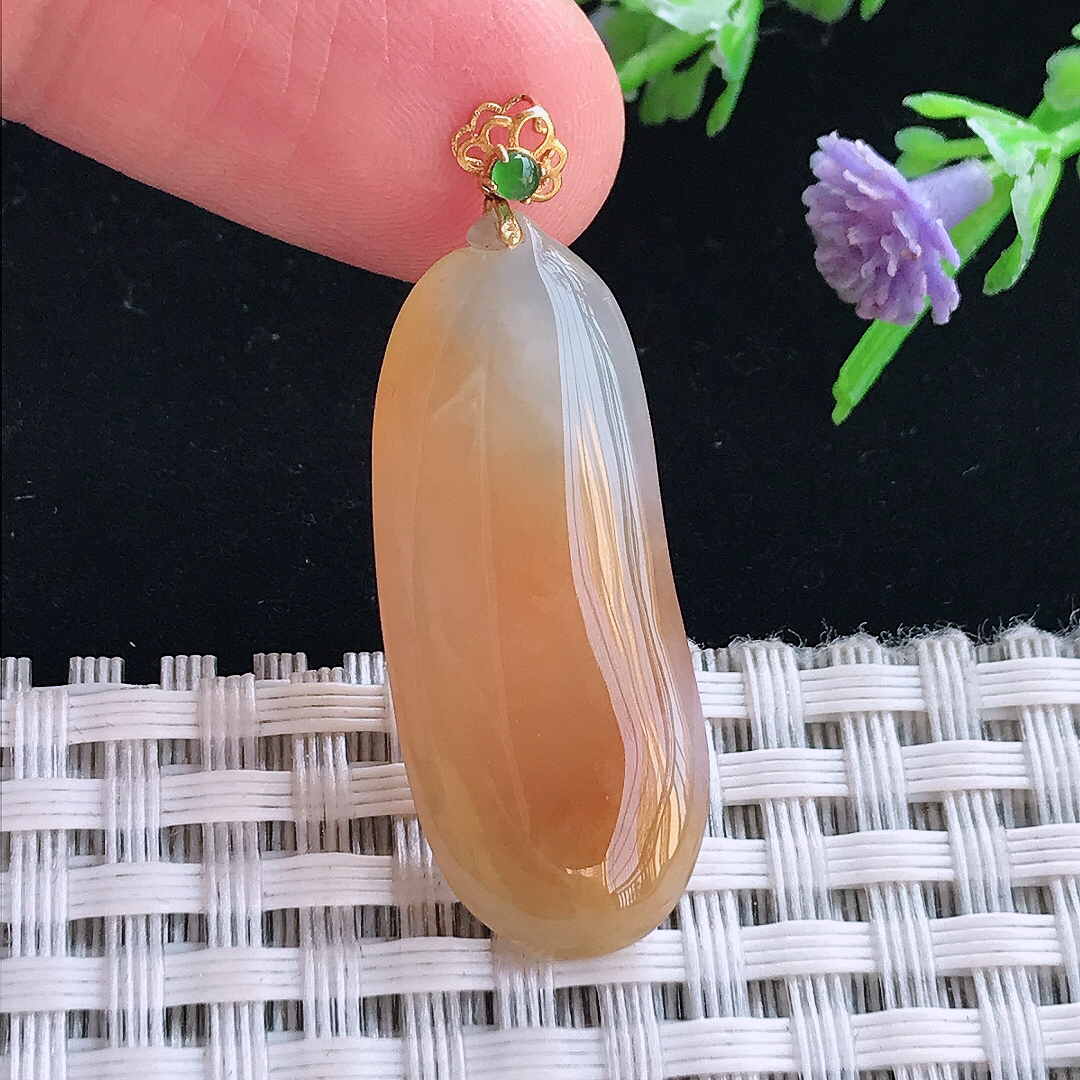 实拍A货翡翠32/13/4.5老坑18k金镶嵌冰润黄翡福瓜吊坠翡翠挂件