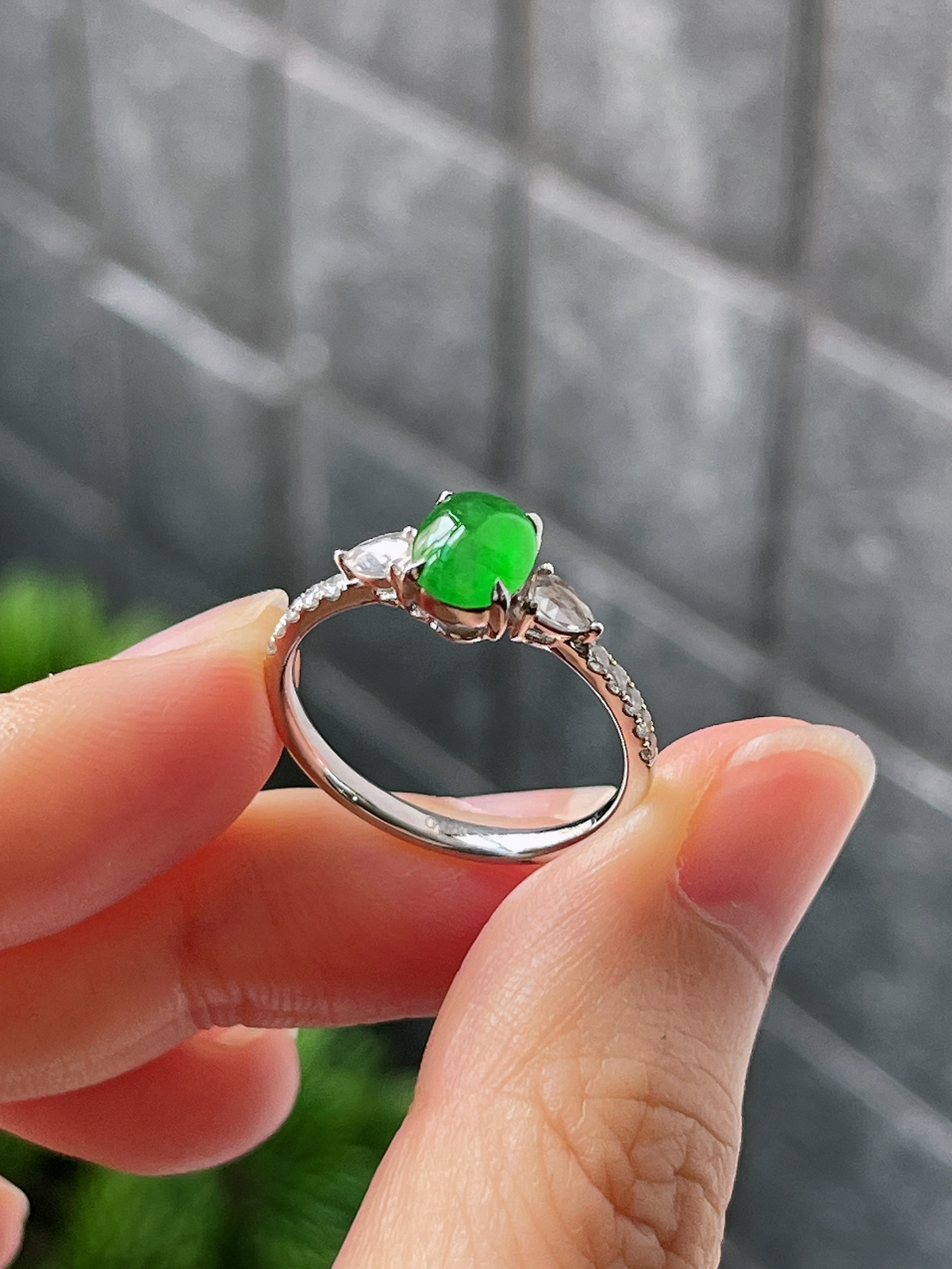 18k翡翠冰糯绿色戒指