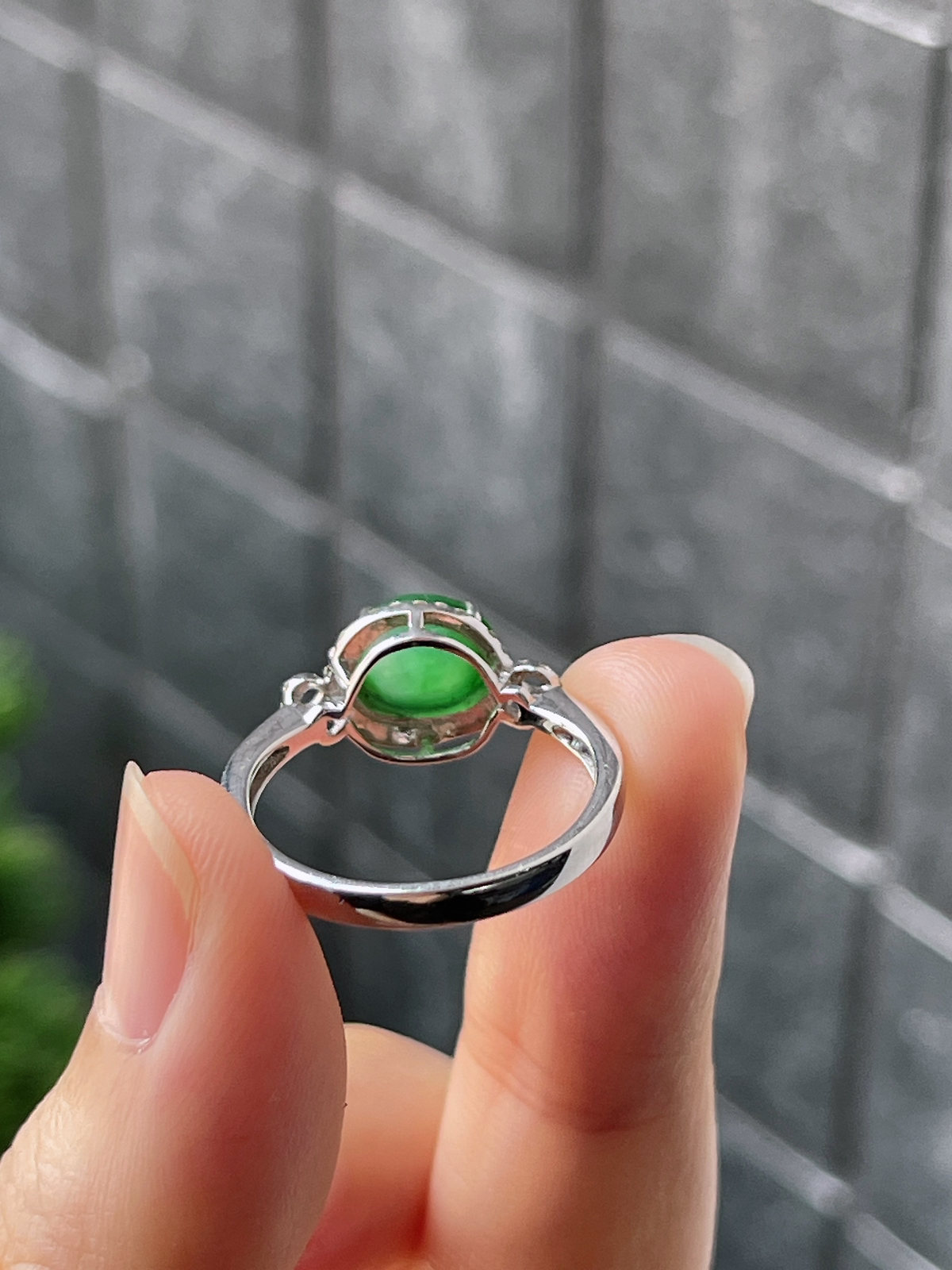 18k翡翠冰糯绿色戒指