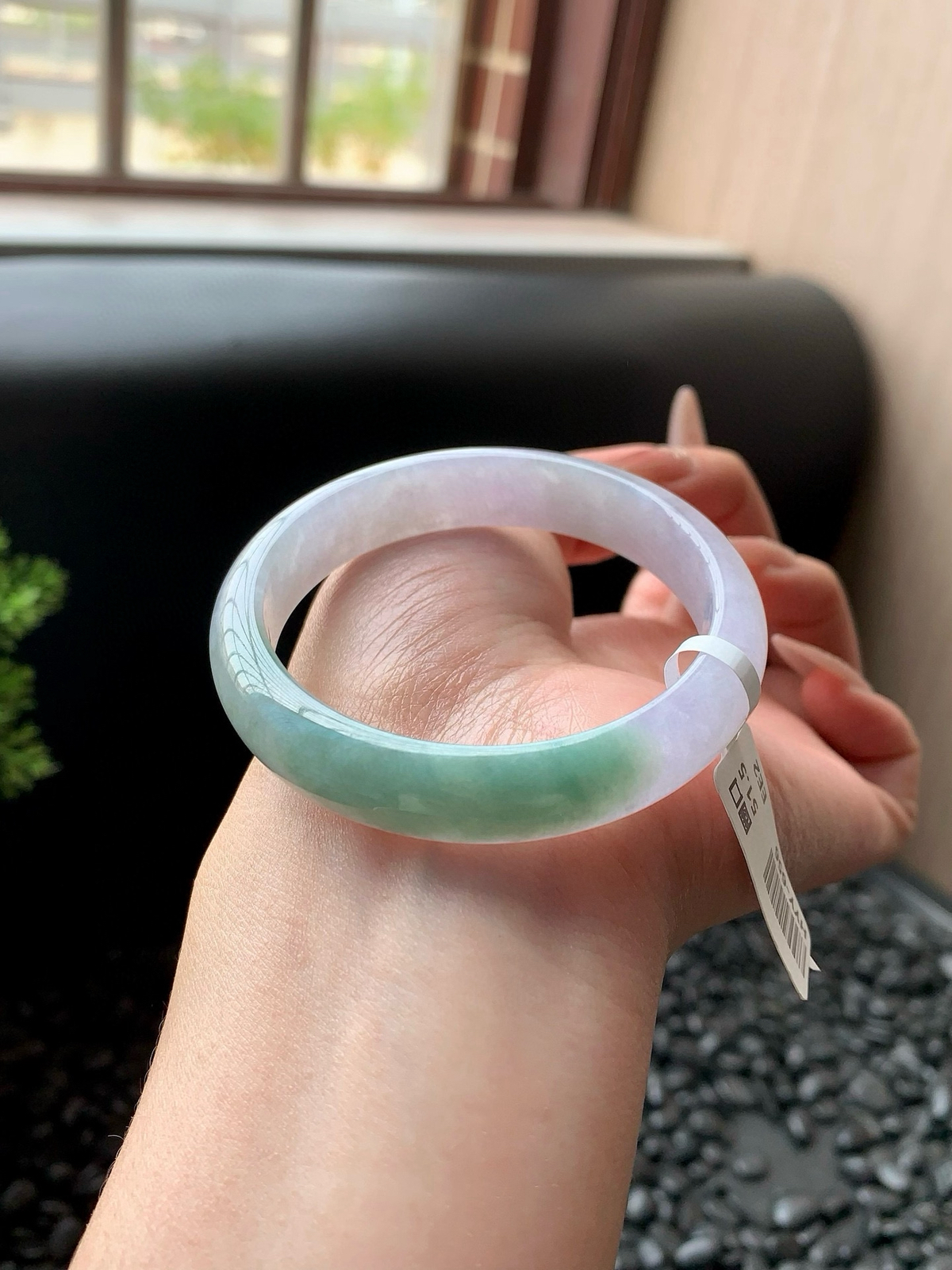 小圈口冰春彩紫罗兰半山水正圈成品
⭕️51.8-11.4-6.6