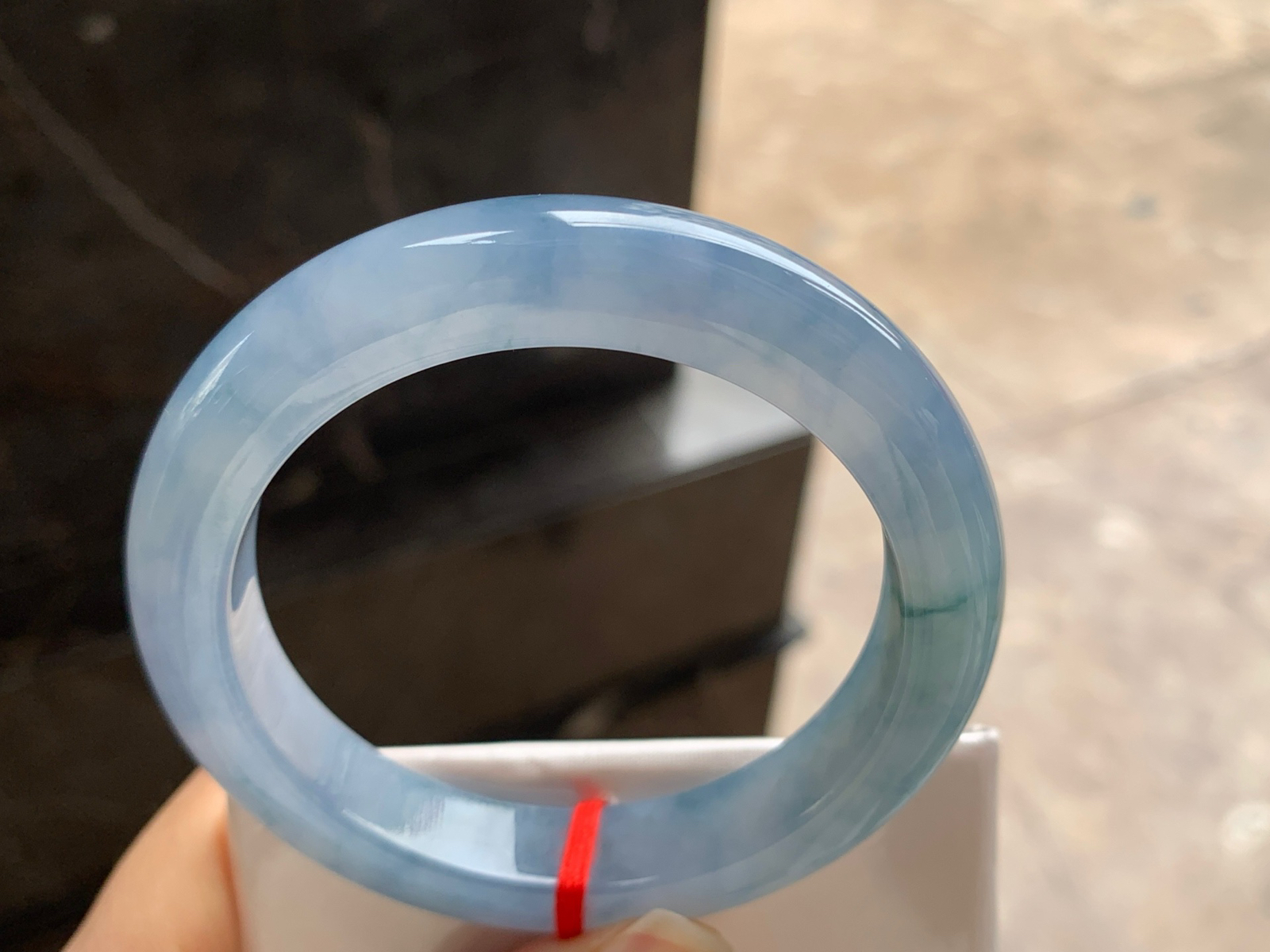 55.5-11.4-9.5

紫罗兰手镯^_^鲜艳 玉质温润