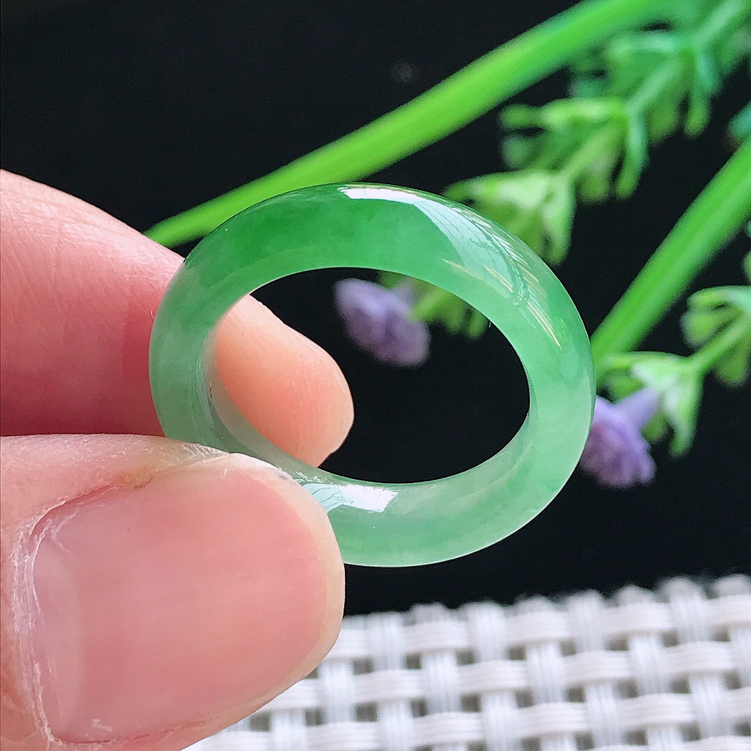 实拍A货翡翠17.5/5.6/3.7老坑冰阳绿戒指指环男女戒