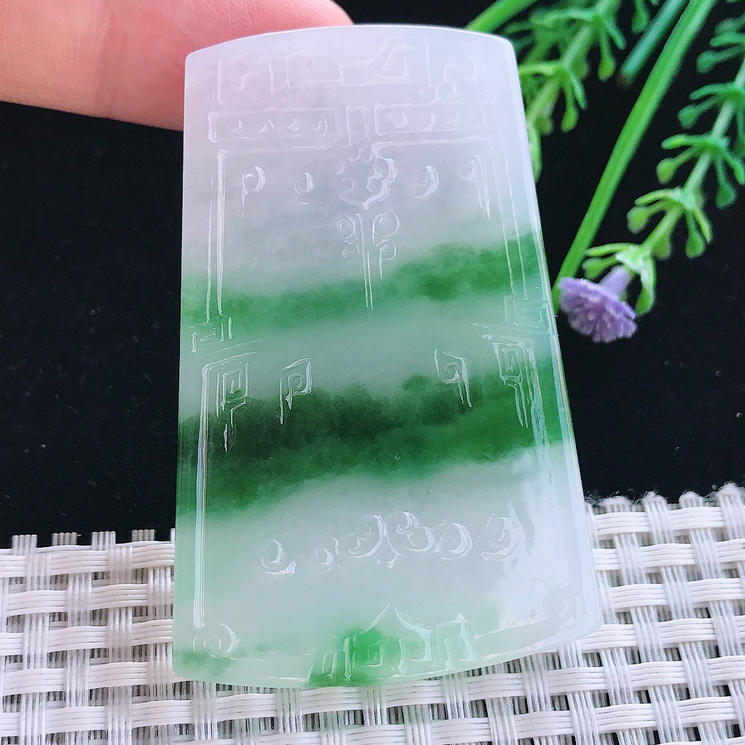 实拍A货翡翠63/42.5/6.1老坑冰润起胶特色飘绿无事牌吊坠翡翠仿古牌挂件