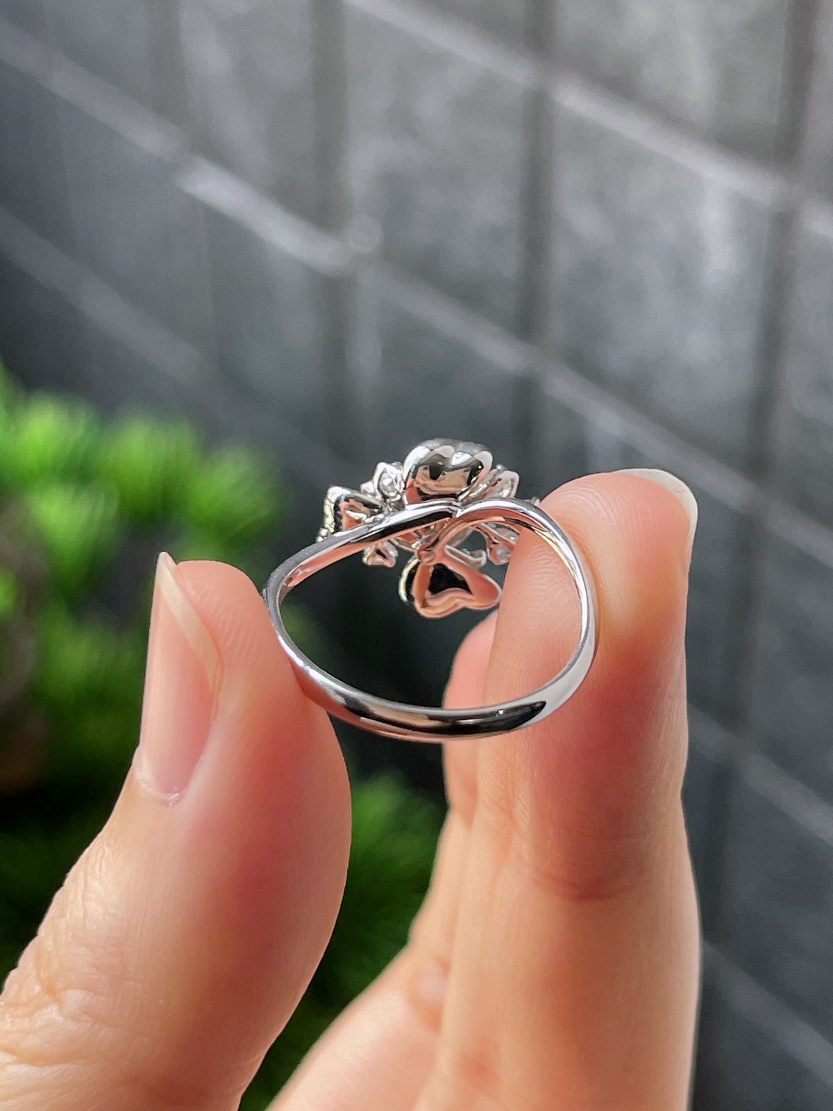 18k翡翠冰糯绿色戒指