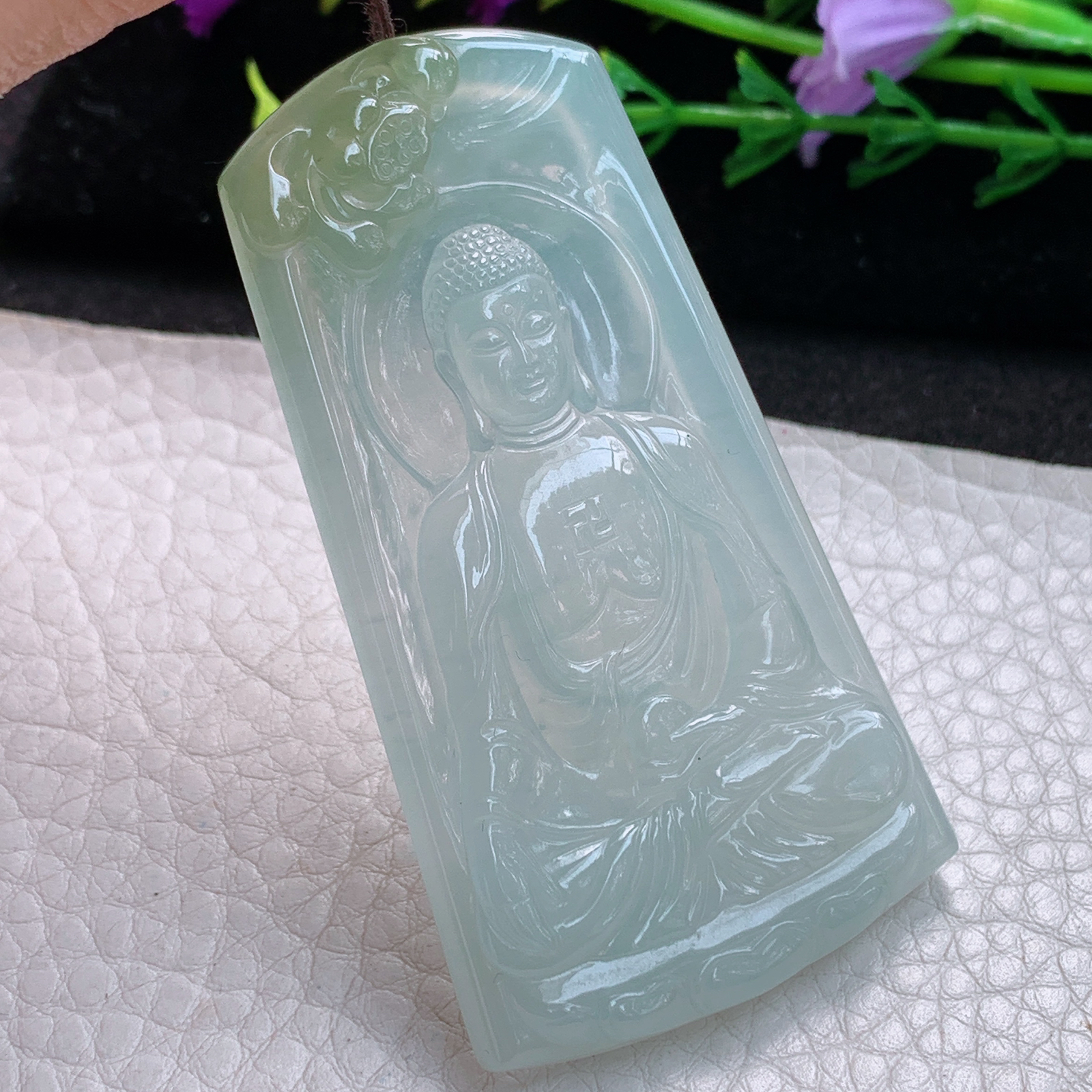 lz实拍66.3*36*4.8缅甸天然翡翠a货精雕冰种阿弥陀佛吊坠本命年守护神