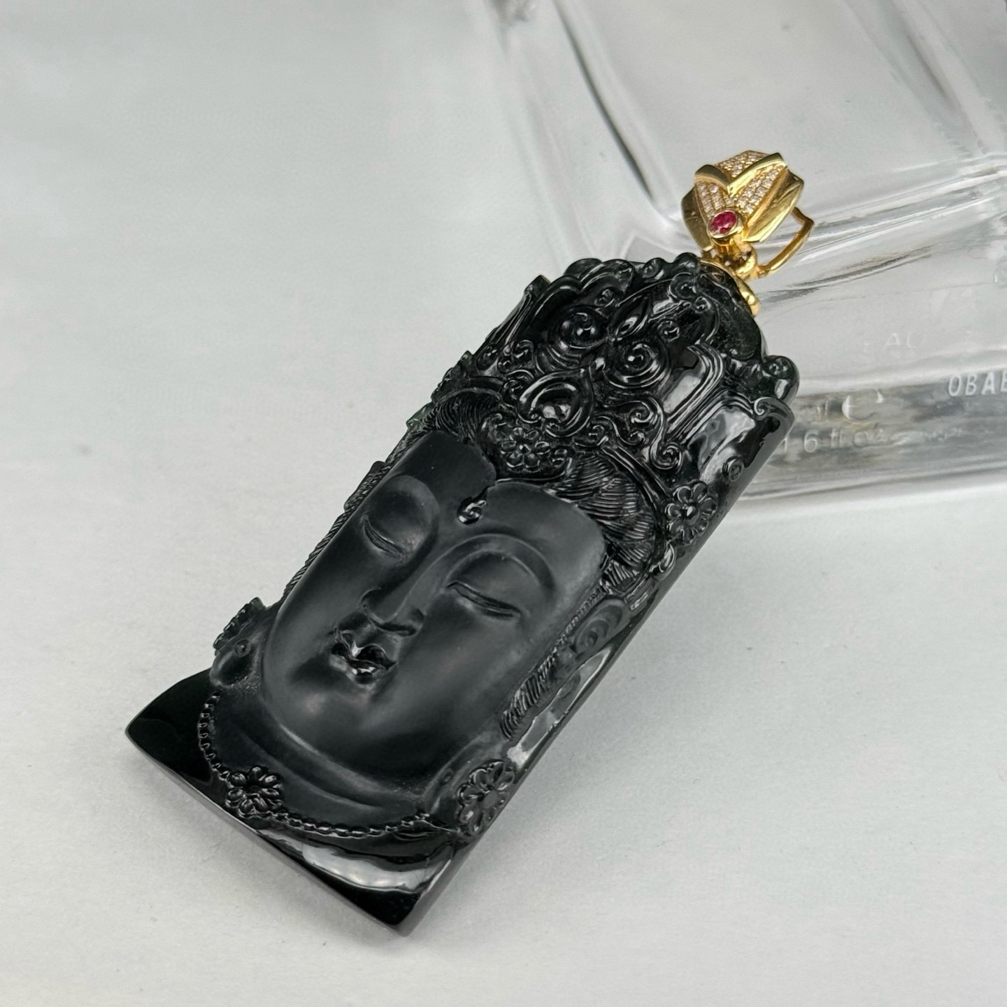 精品18k墨翠观音头 种好色正 黑度极好 打灯通透 油性十足