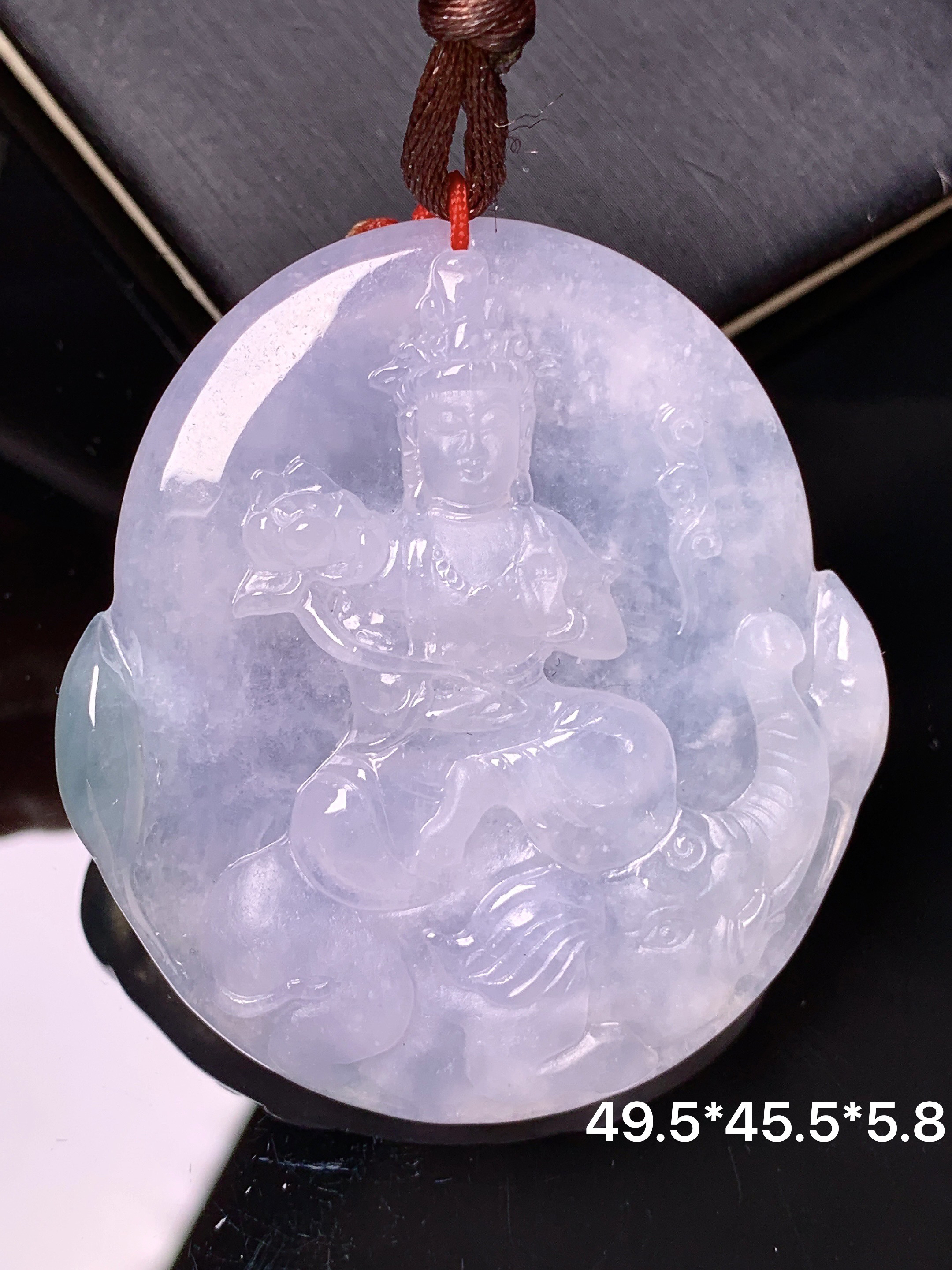 冰种飘绿普贤菩萨吊坠 玉质细腻 色泽艳丽清新 水润亮眼 整体尺寸49.5*45.5*5.8b2