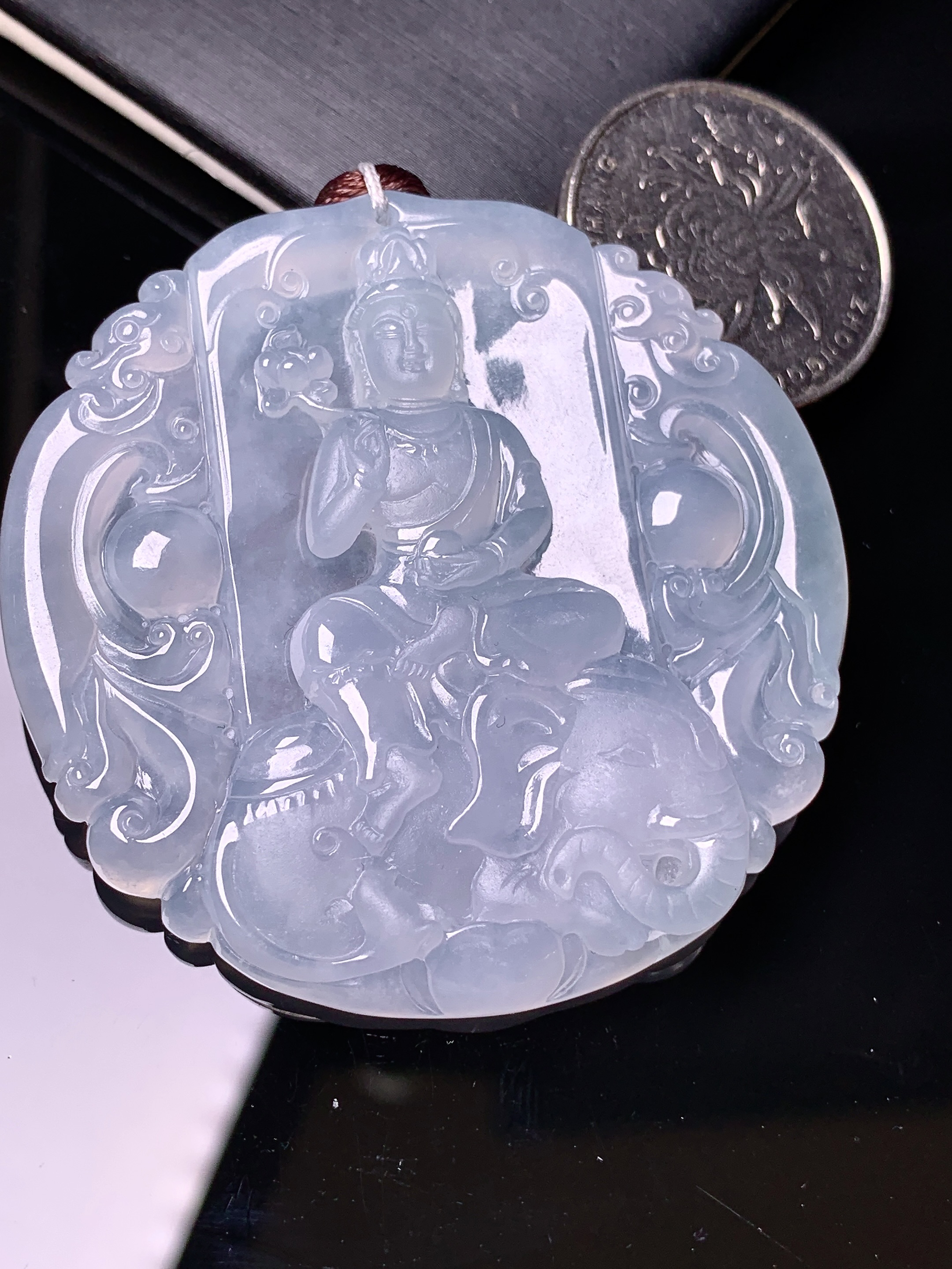 冰种普贤菩萨吊坠 玉质细腻 色泽艳丽清新 水润亮眼 整体尺寸53.5*52*5.8b2