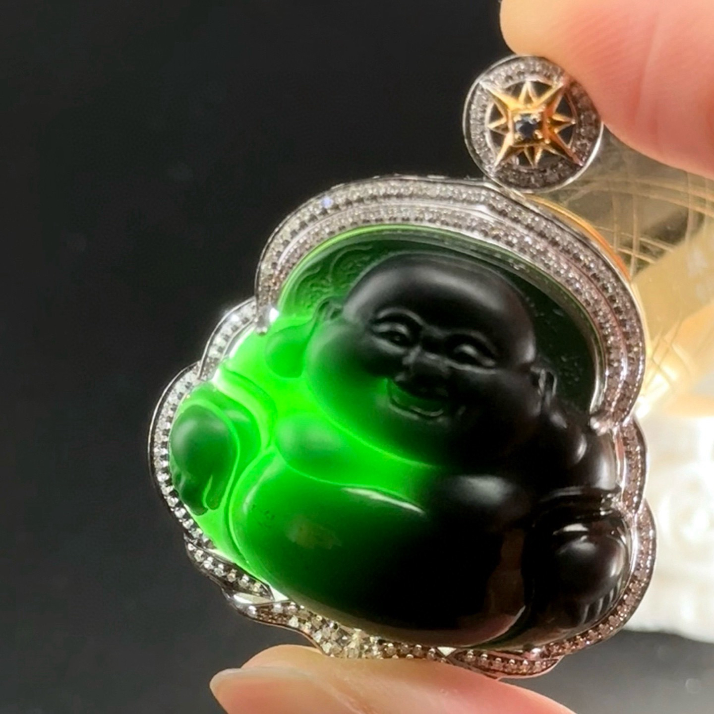 精品18k墨翠大肚佛 种好色正 黑度极好 打灯通透 饱满大气