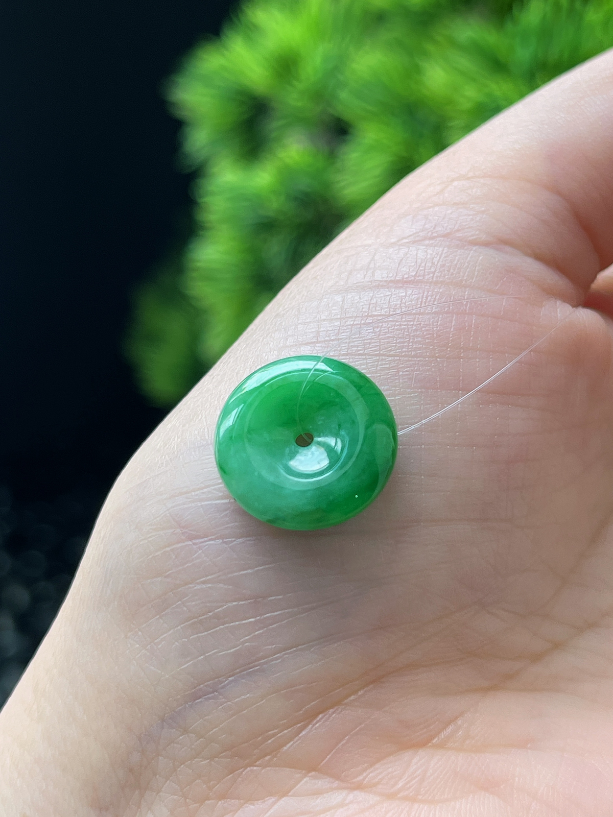 翡翠糯化种绿色平安扣