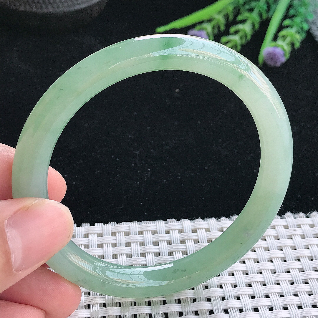 实拍天然翡翠56/8.5老坑冰胶水灵冰晴圆条手镯翡翠玉镯手环