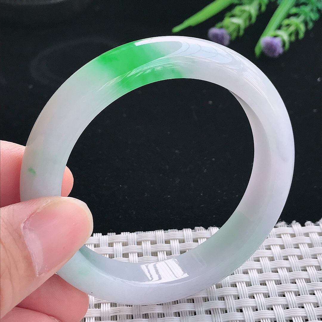 实拍天然翡翠54/11.8/8.6老坑精美冰润飘阳绿手镯翡翠玉镯手环