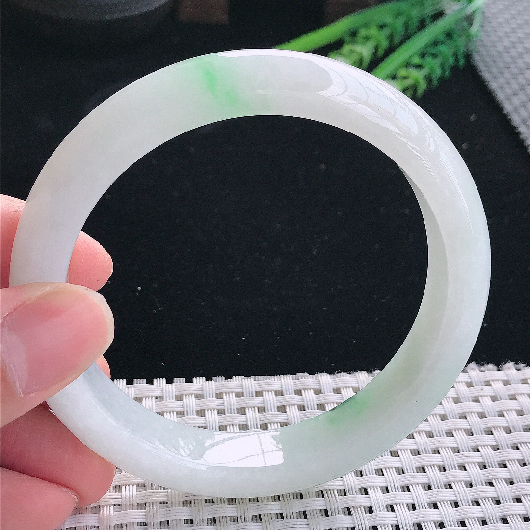 实拍天然翡翠63/13/9大圈口老坑冰润飘花手镯翡翠玉镯手环