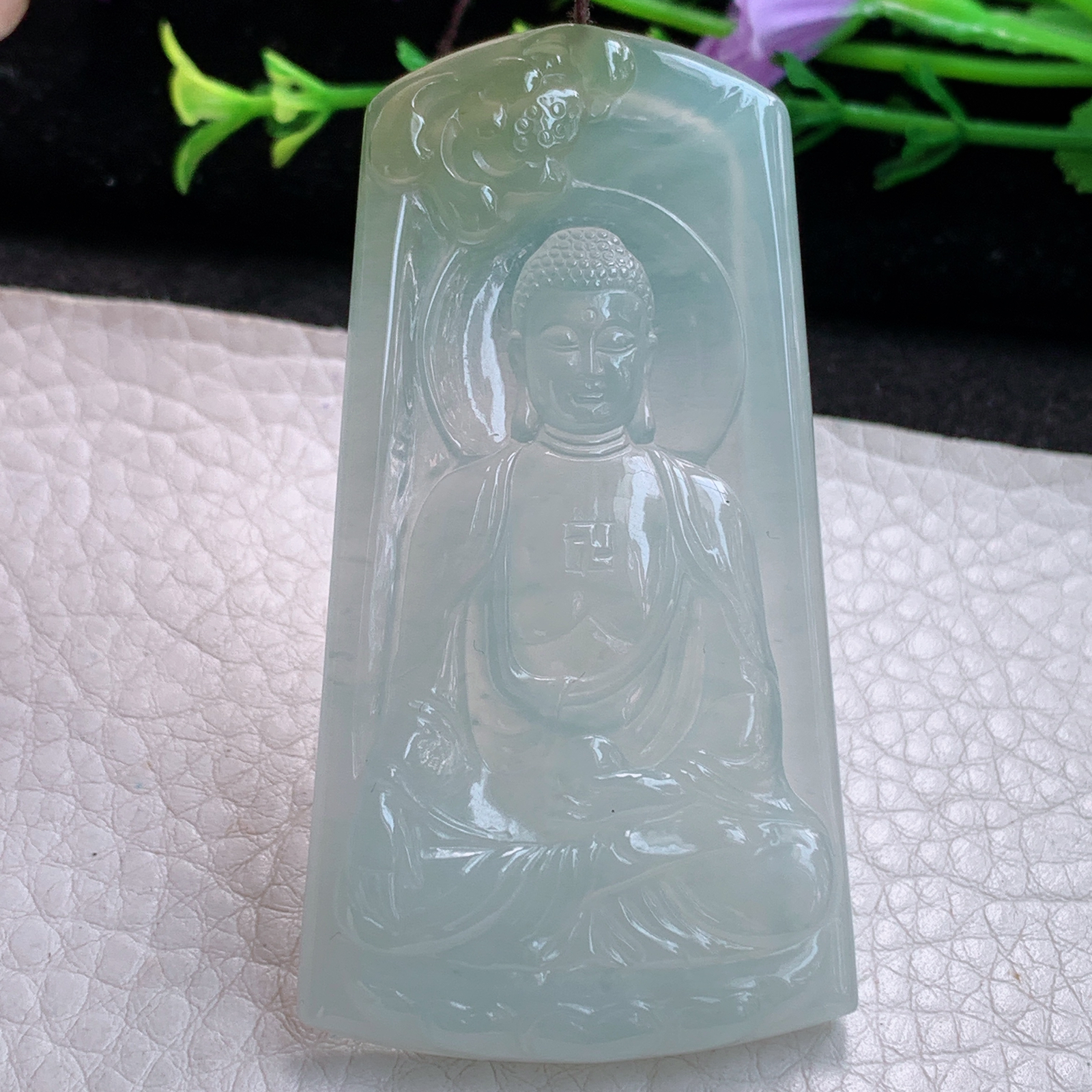 lz实拍66.3*36*4.8缅甸天然翡翠a货精雕冰种阿弥陀佛吊坠本命年守护神