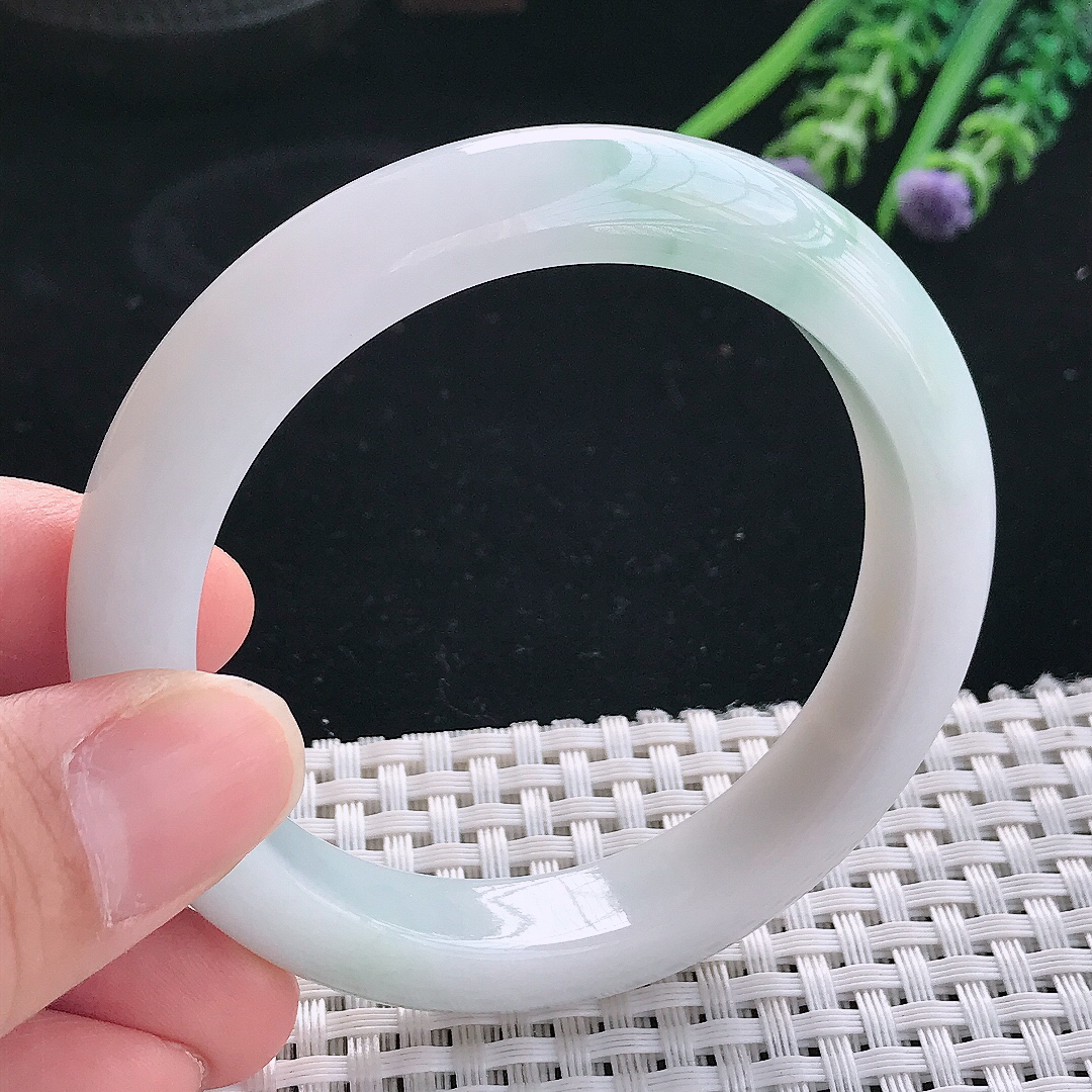 实拍天然翡翠55/11.7/8.5老坑冰润飘花翡翠玉镯手环