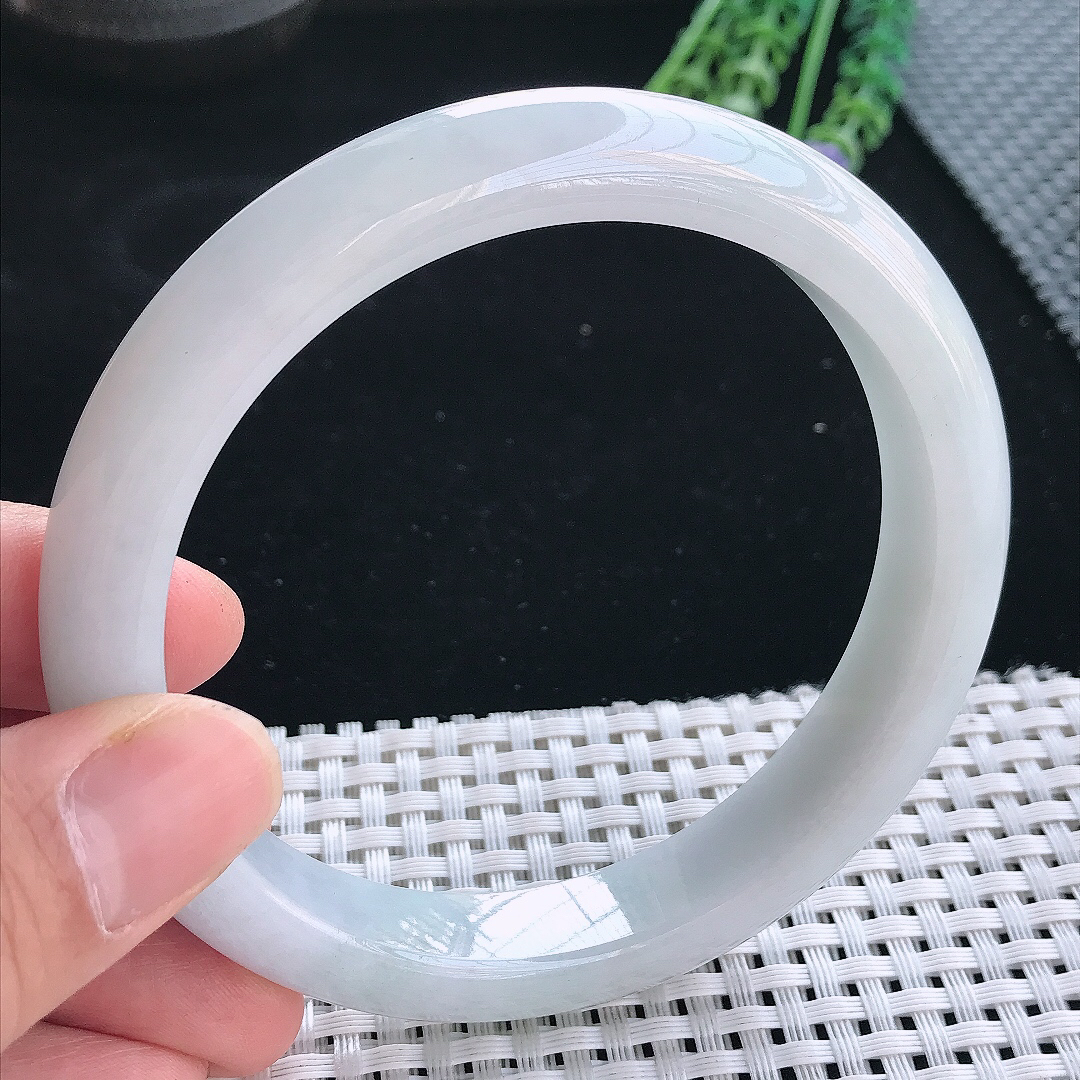 实拍天然翡翠66/12.2/9大圈口老坑秀气温润宽边手镯翡翠玉镯手环