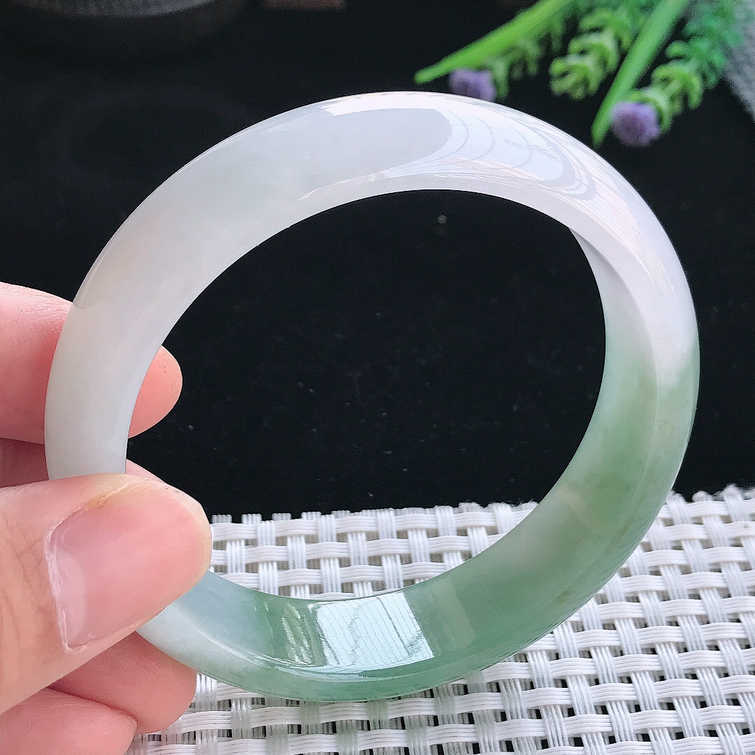 实拍天然翡翠58.8/15.8/7.8老坑冰润起胶半山水油绿手镯翡翠玉镯手环