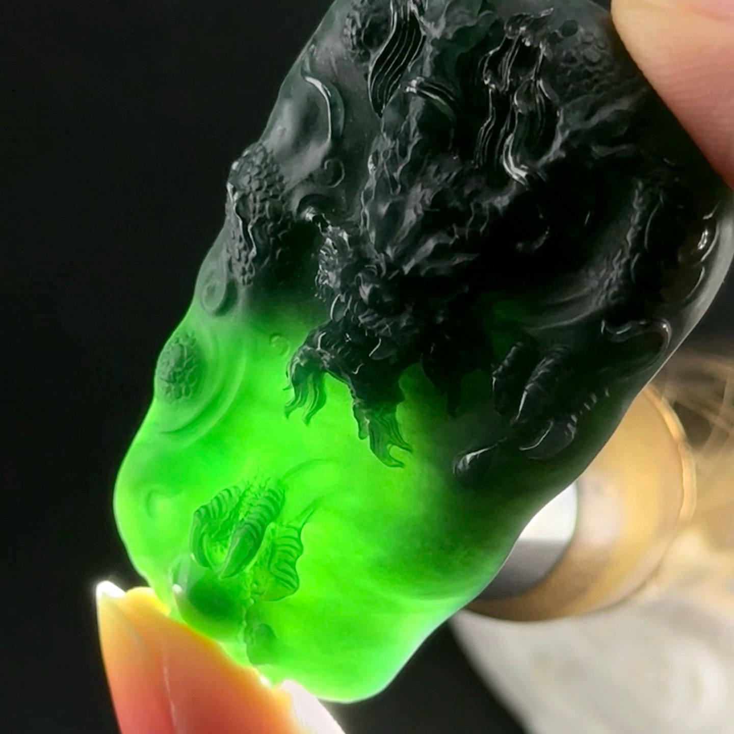 精品墨翠龙牌 种好色正 黑度好 打灯通透