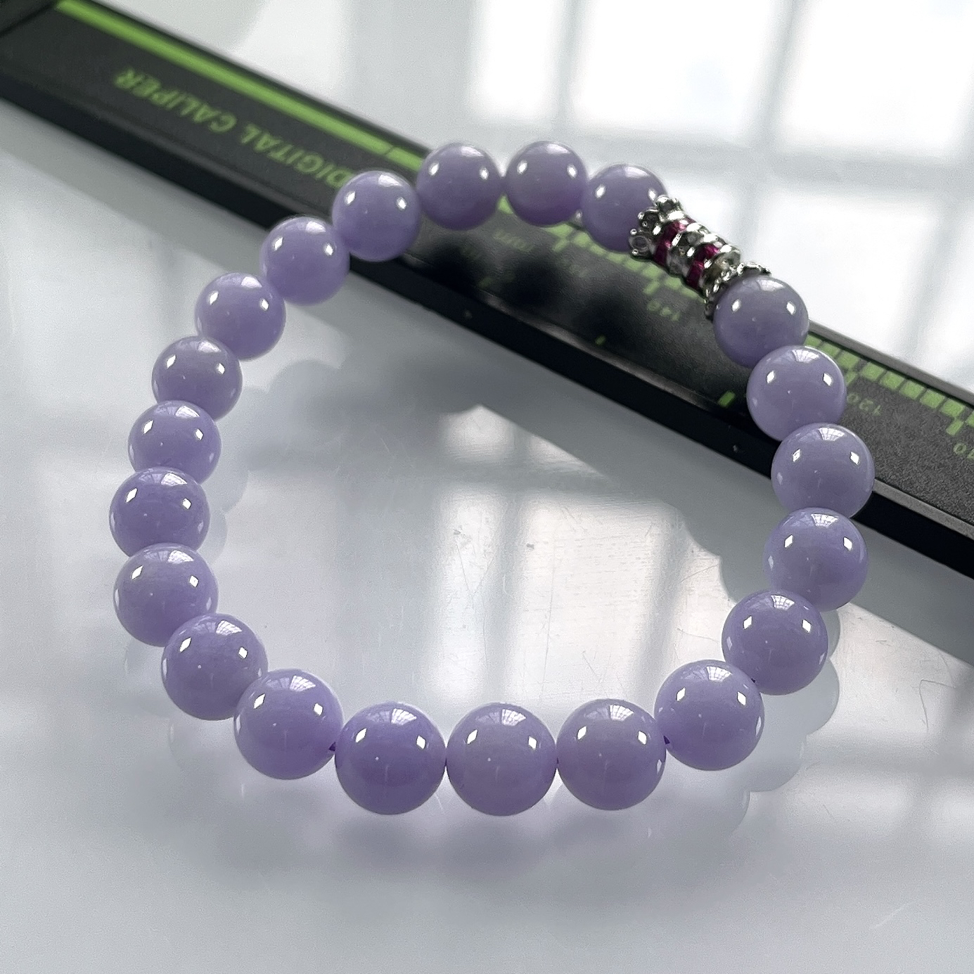 缅甸天然翡翠A货，卡8冰润紫罗兰圆珠手串手链，尺寸：8mm/21颗，长度175mm，重量：19.63g