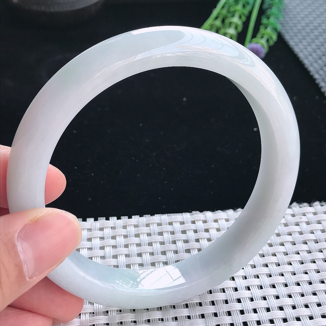 实拍天然翡翠66/12.2/9大圈口老坑秀气温润宽边手镯翡翠玉镯手环