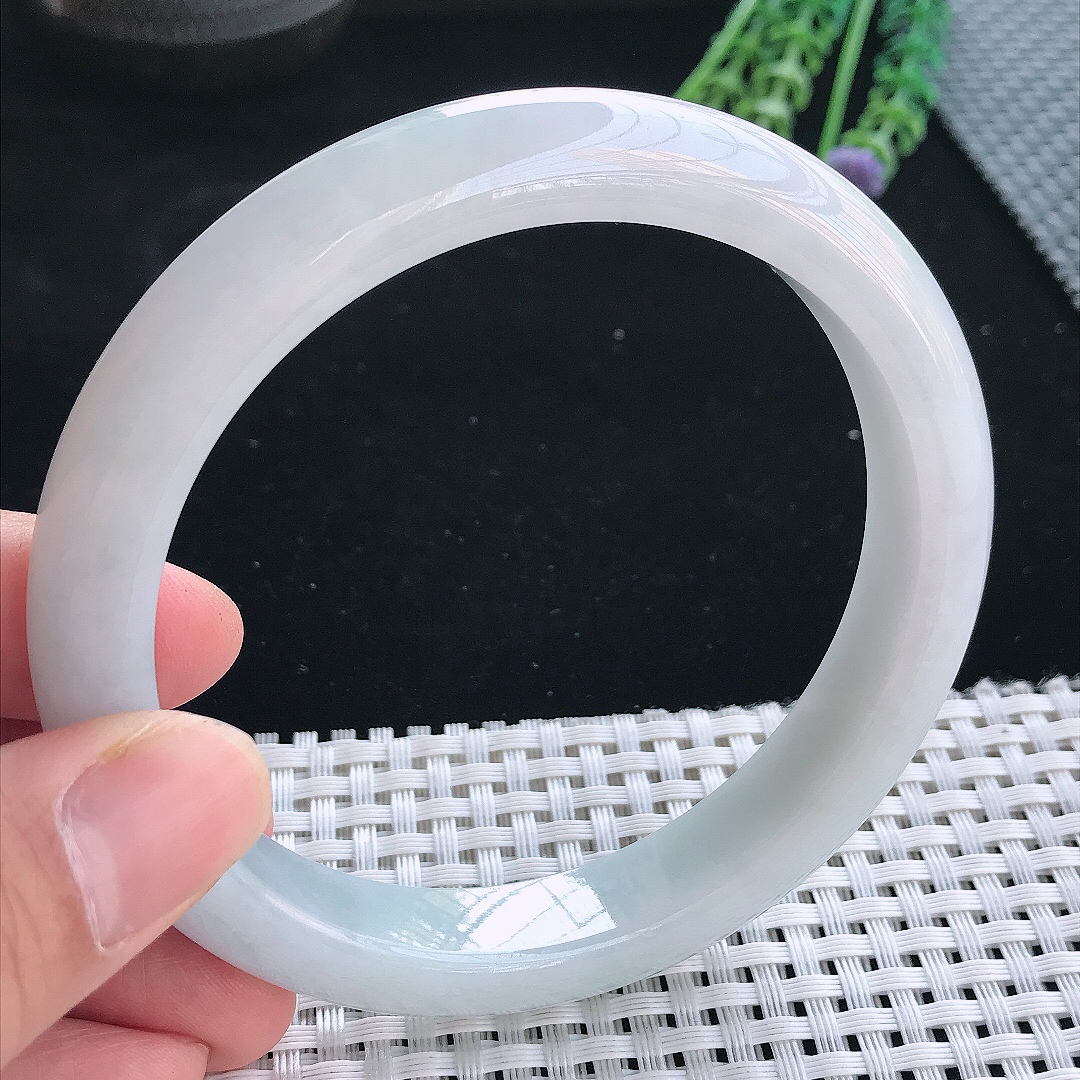 实拍天然翡翠66/12.2/9大圈口老坑秀气温润宽边手镯翡翠玉镯手环