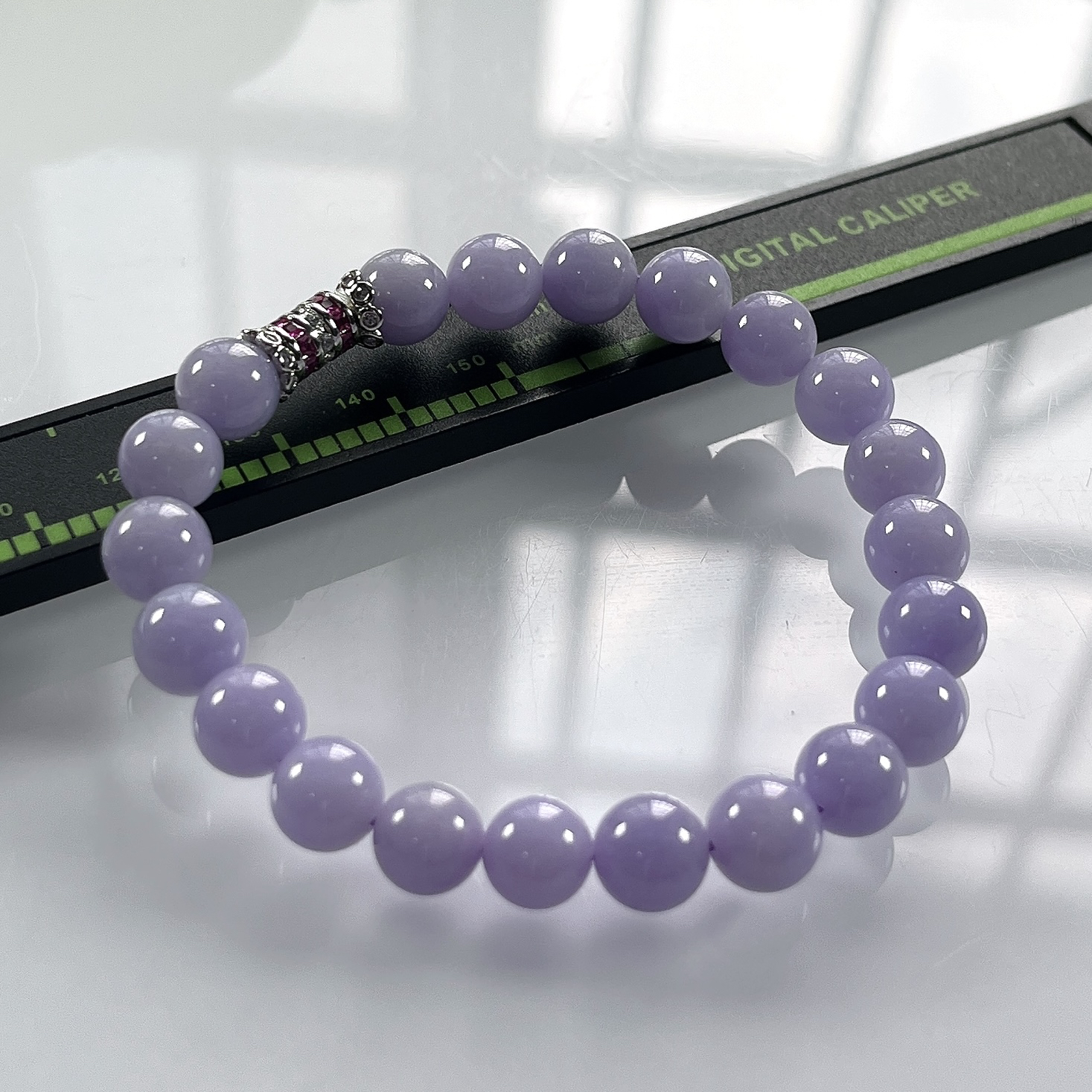 缅甸天然翡翠A货，卡8冰润紫罗兰圆珠手串手链，尺寸：8mm/21颗，长度175mm，重量：19.63