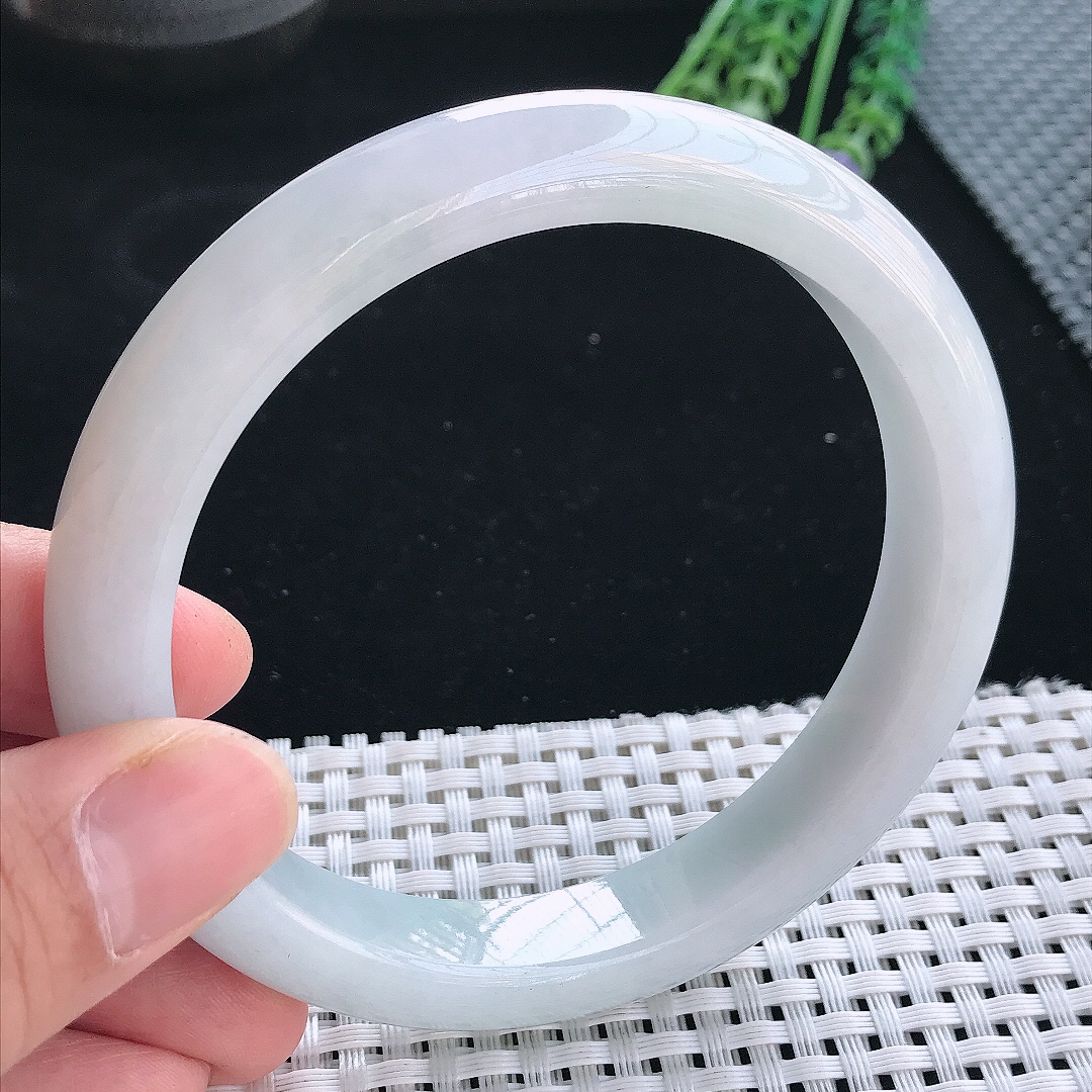 实拍天然翡翠66/12.2/9大圈口老坑秀气温润宽边手镯翡翠玉镯手环