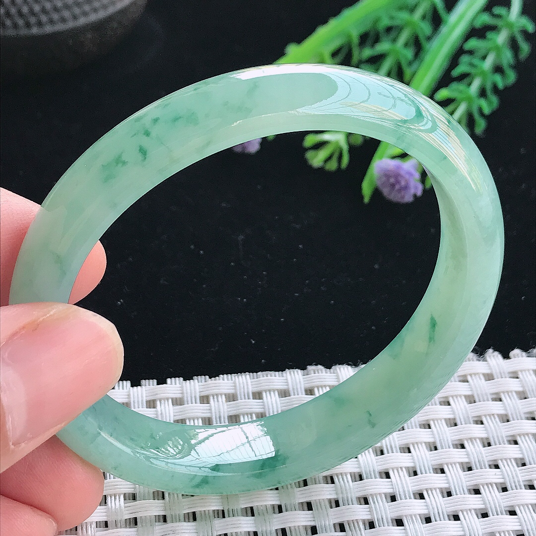 实拍天然翡翠58.5/47/11.8/7.2老坑冰胶果冻冰晴飘花贵妃手镯翡翠玉镯