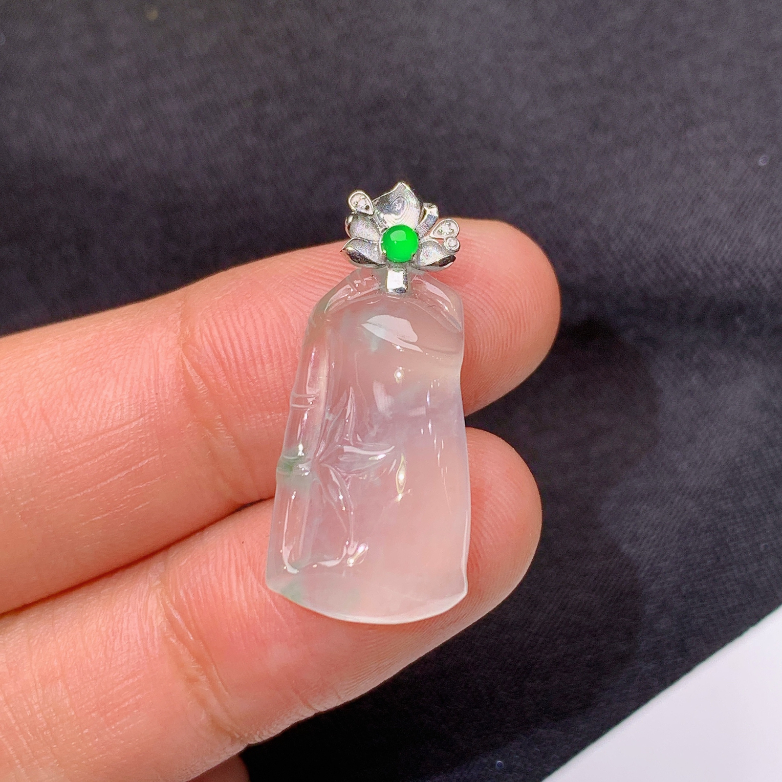 冰种竹节吊坠，18k金扣头，冰冰润润，玉质细腻，种水足，Xi0 尺寸26.3*11.8*4.8