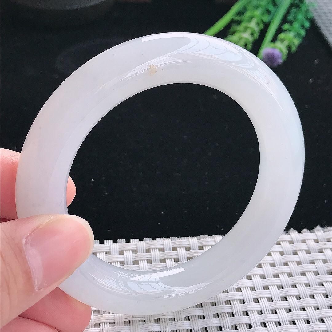 实拍天然翡翠53.8/12/11.8老坑冰胶水灵月光白圆条手镯翡翠玉镯手环