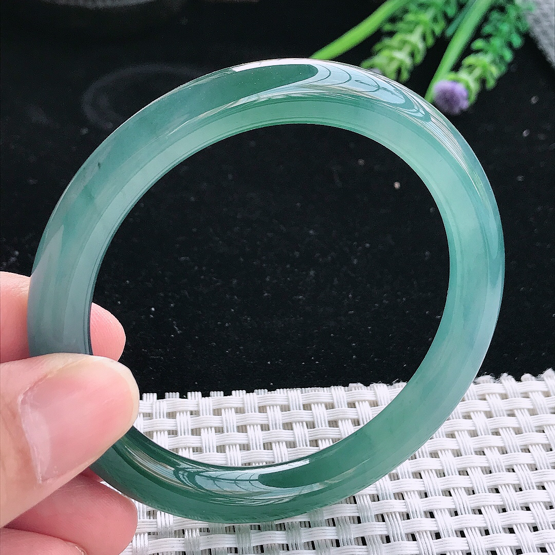 实拍天然翡翠57.5/9/9.2老坑冰胶果冻冰蓝蓝韵圆条手镯翡翠玉镯手环