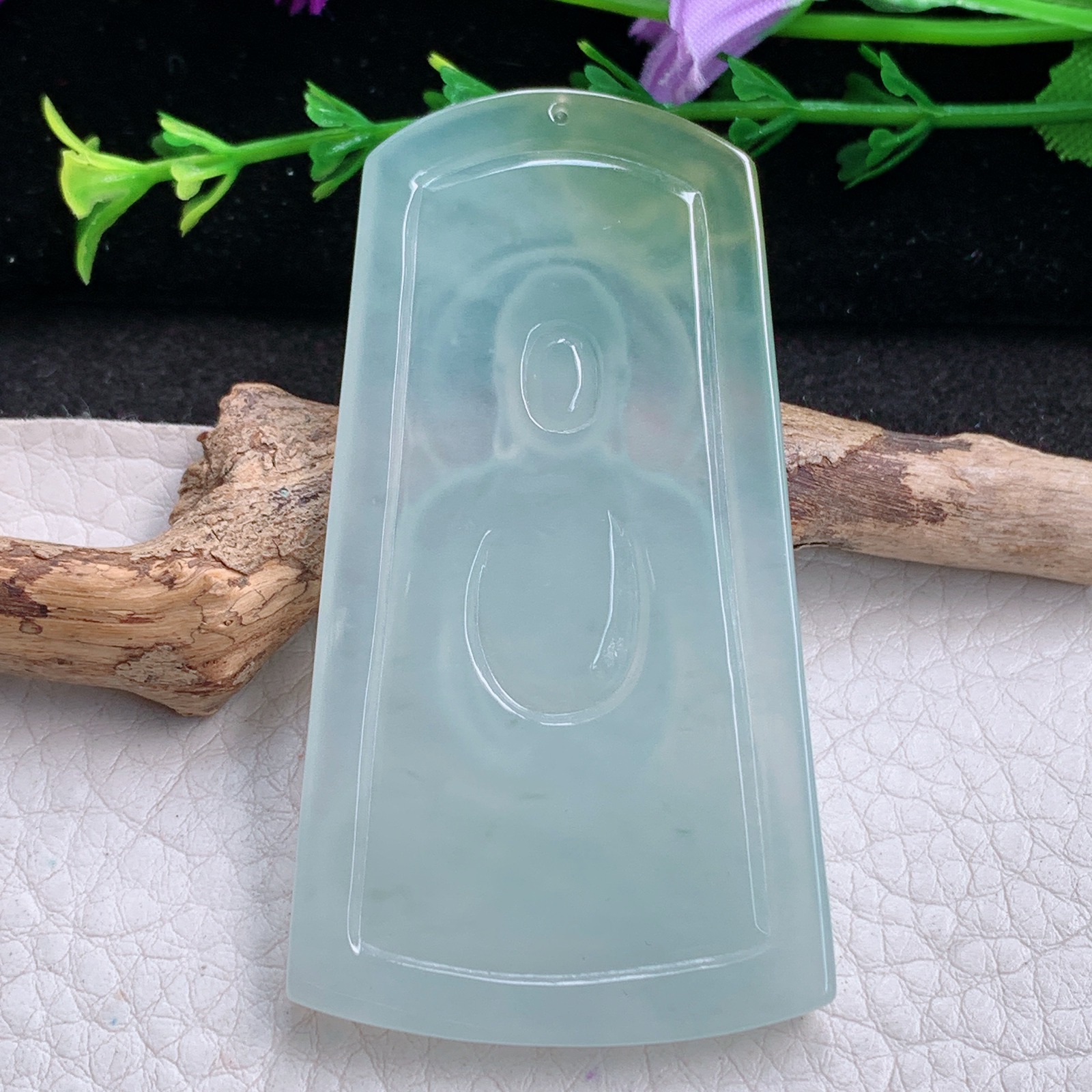 lz实拍66.3*36*4.8缅甸天然翡翠a货精雕冰种阿弥陀佛吊坠本命年守护神