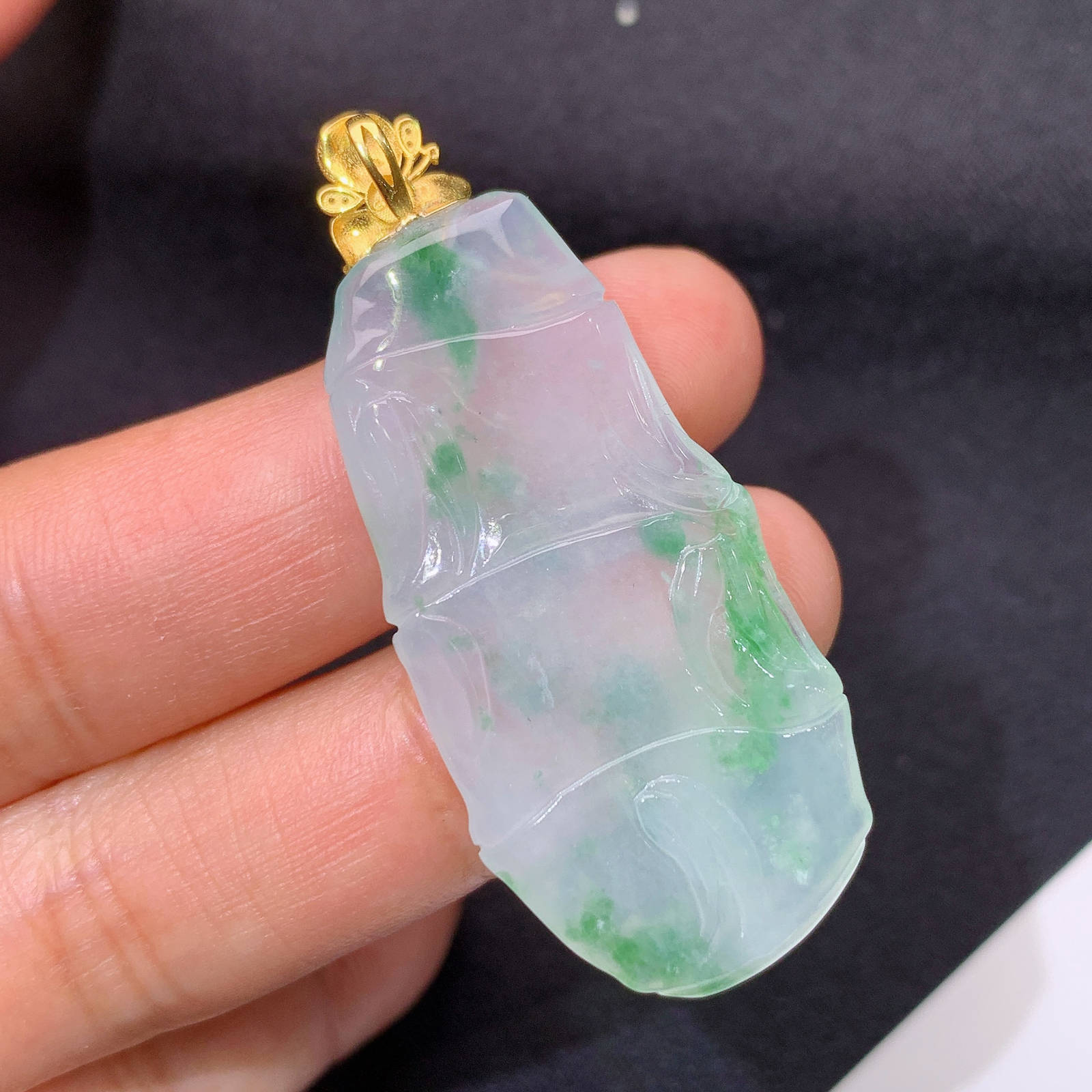 冰飘花竹节吊坠，18k金镶嵌，冰润细腻，种水足，Zz0 尺寸47*19.8*3.9