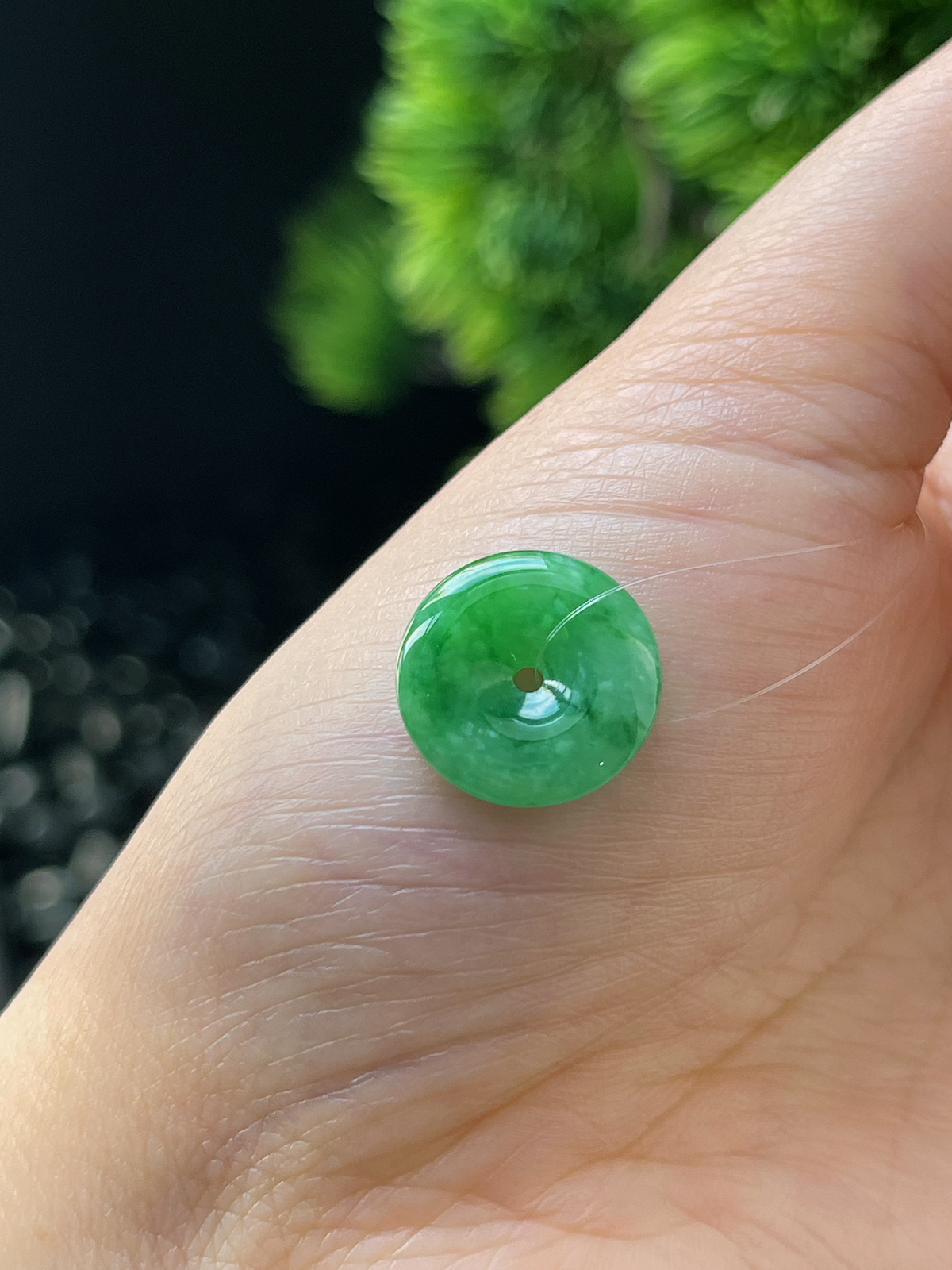 翡翠糯化种绿色平安扣