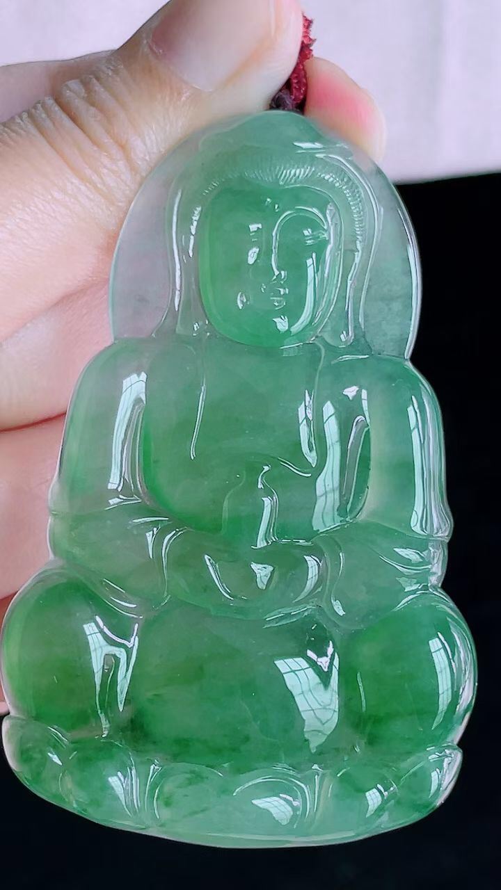 【翡翠名称】老坑种冰绿飘花翡翠观音挂件
【翡翠尺寸】68.3/42.9/5.6mm
【翡翠描述】宝贝种老水足，玉质细腻，色泽靓丽，性价比高，佩戴效果好！
【其它赠送】权威证书/精美挂绳盒子/支持全国复检