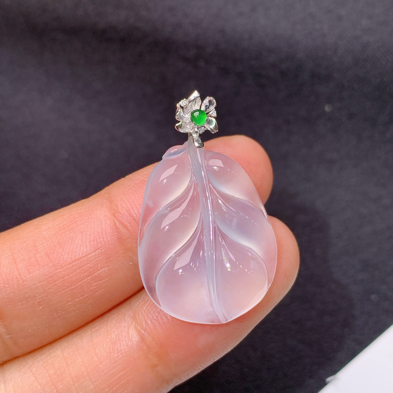 冰种树叶吊坠，18k金镶嵌，冰冰润润，玉质细腻，种水足，Cy 尺寸29.4*28*4.2