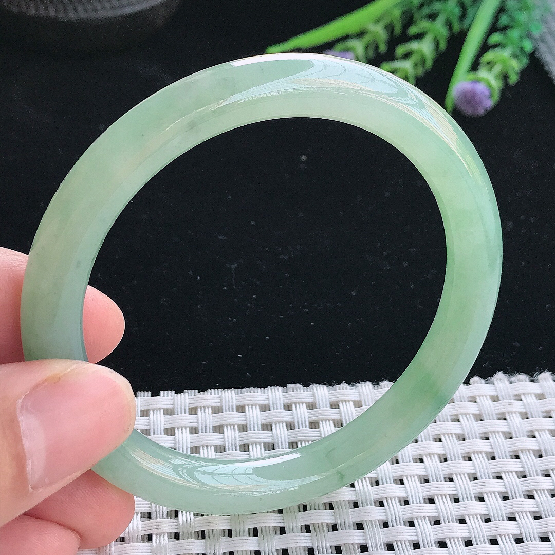 实拍天然翡翠56/8.5老坑冰胶水灵冰晴圆条手镯翡翠玉镯手环