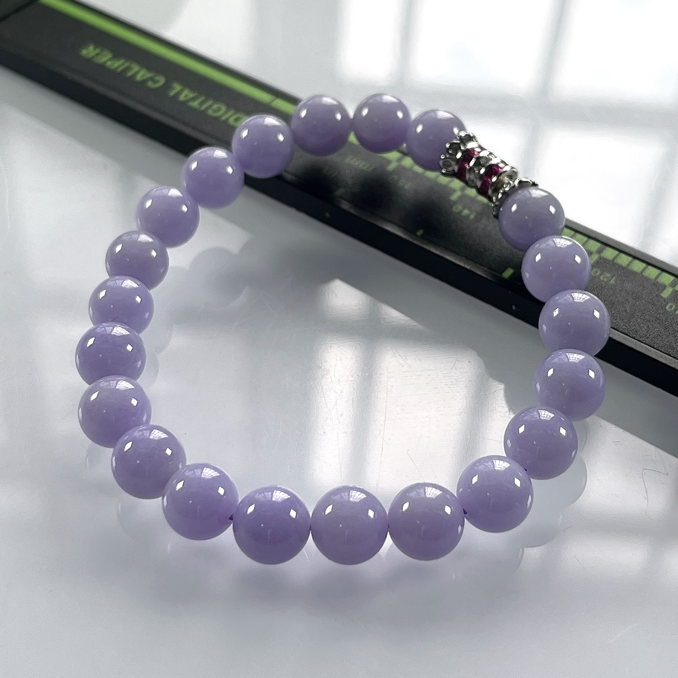 缅甸天然翡翠A货，卡8冰润紫罗兰圆珠手串手链，尺寸：8mm/21颗，长度175mm，重量：19.63g